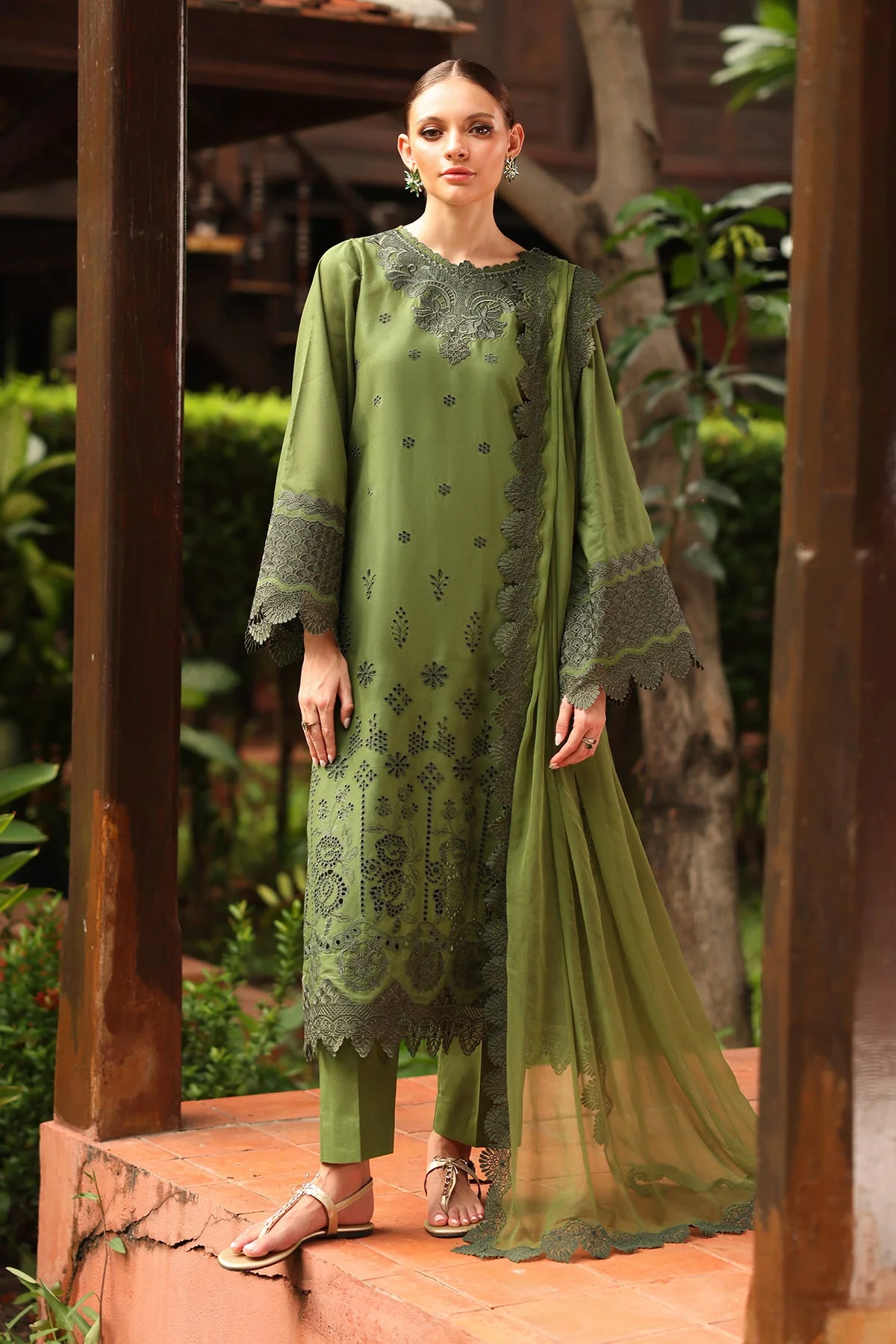 Baroque UF-4258 Summer Lawn Collection 2026