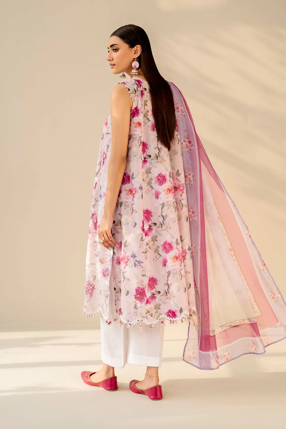 Baroque UF-4276 Summer Lawn Collection 2026 - Image 2