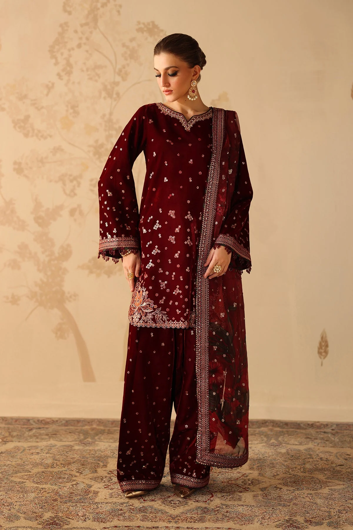 Baroque UF-4314 Embroidered Velvet Collection 2025