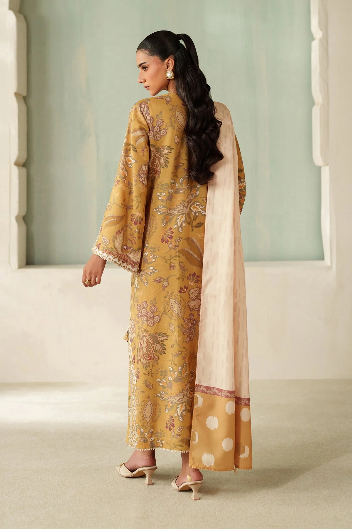 Baroque UF-4326 Khaddar Winter Collection 2025 - Image 2