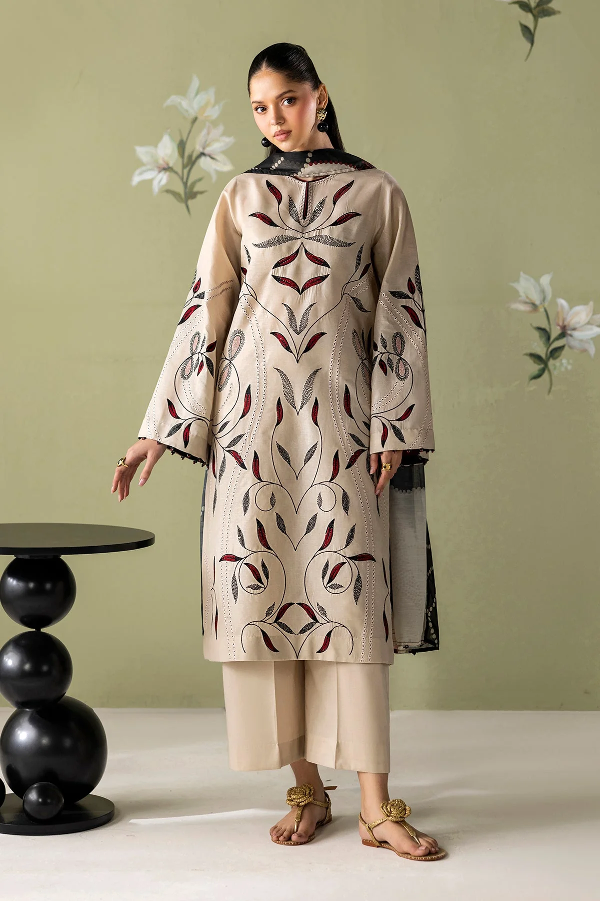 Baroque UF-4418 Summer Lawn Collection 2026