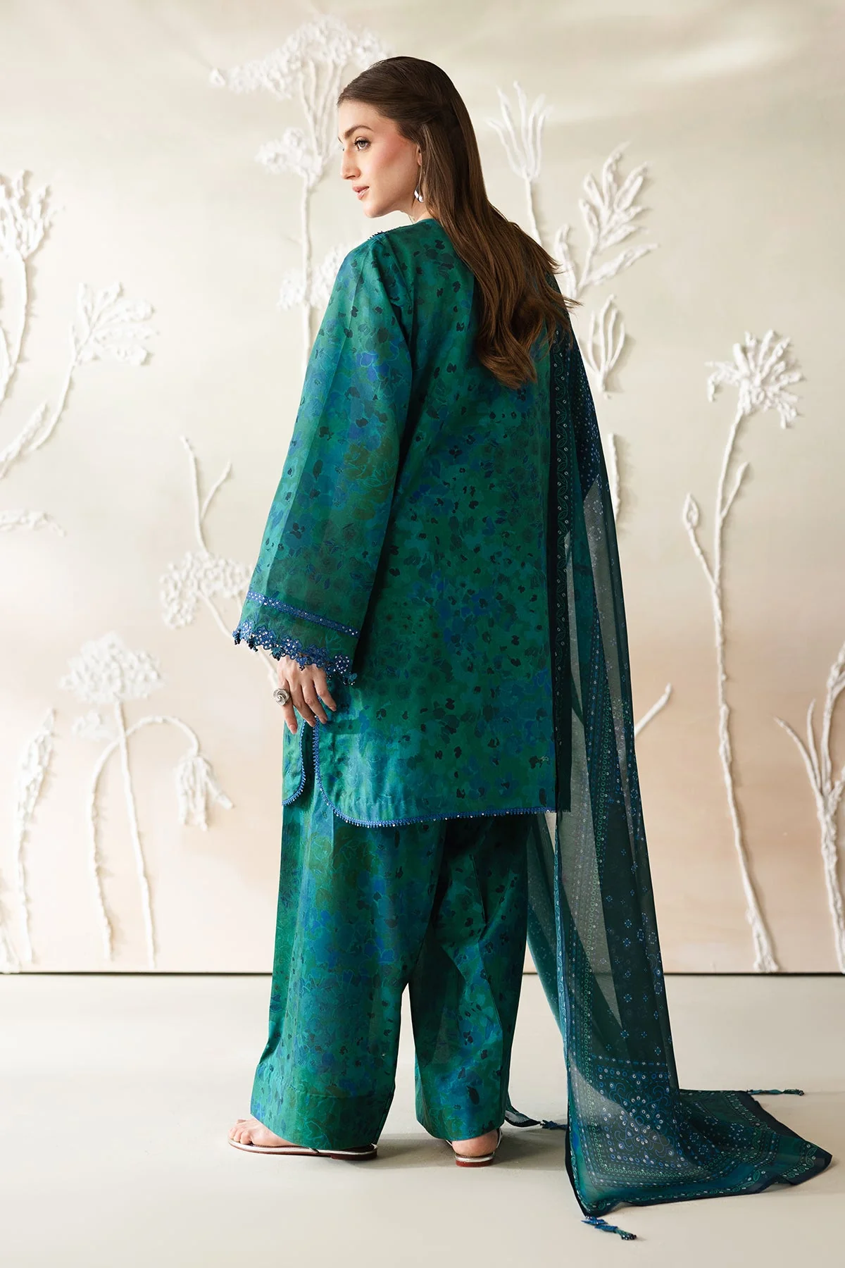 Baroque UF-4426 Summer Lawn Collection 2026 - Image 2