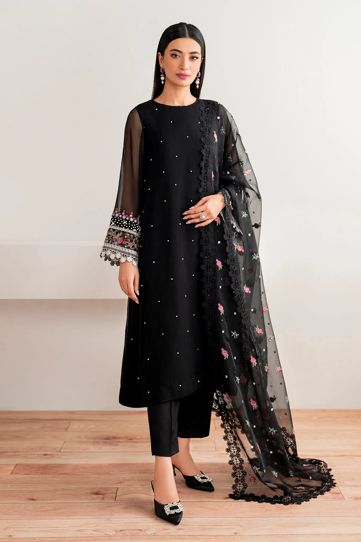 Baroque UF-682 Embroidered Formals 2025