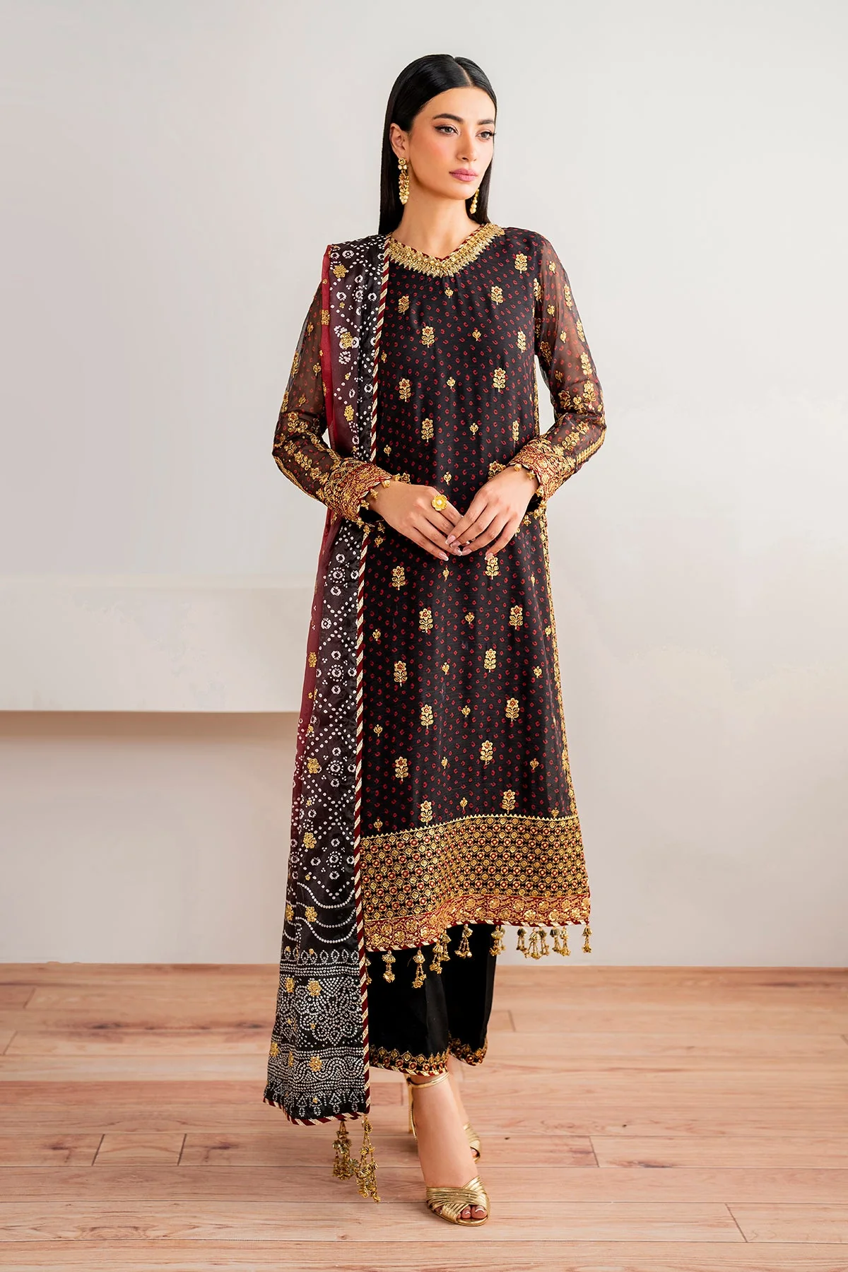 Baroque UF-683 Embroidered Formals 2025