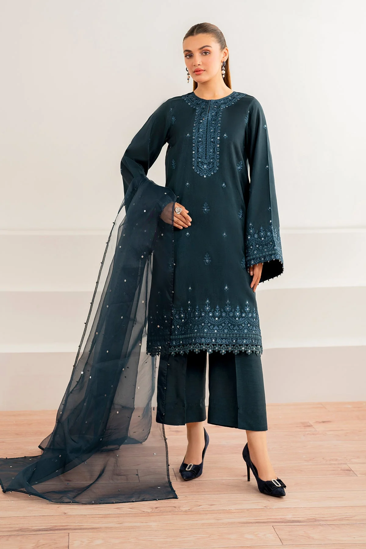 Baroque  UF-696 Embroidered Formals 2025