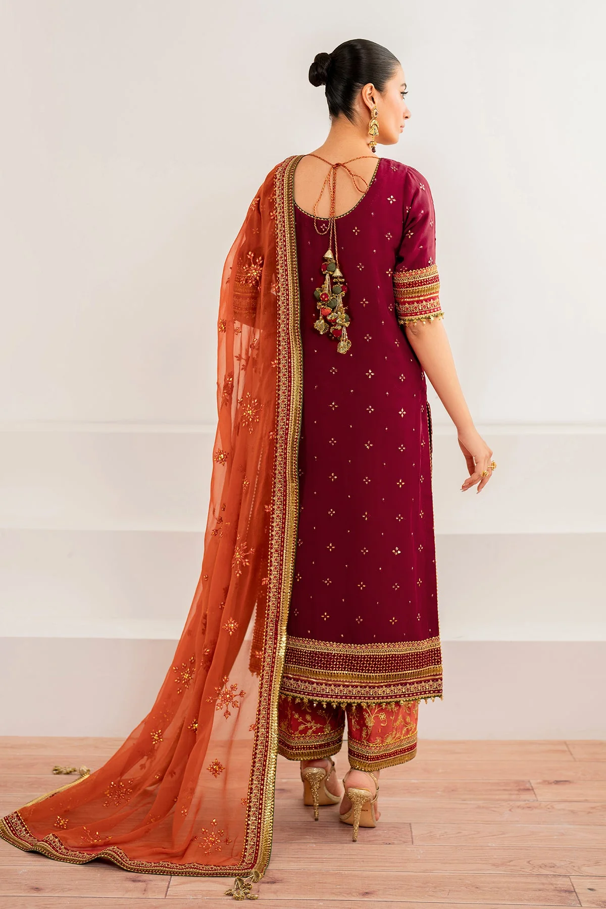 Baroque UF-698 Embroidered Formals 2025 - Image 2