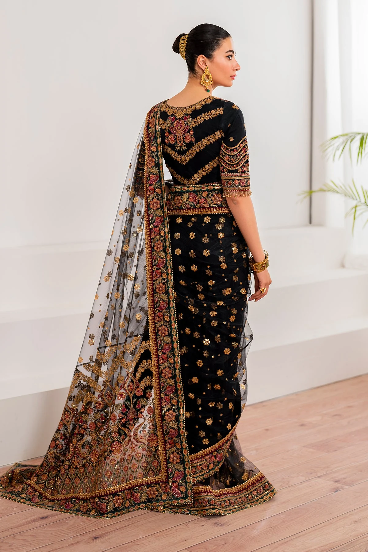 Baroque UF-700 Embroidered Formals 2025 - Image 2
