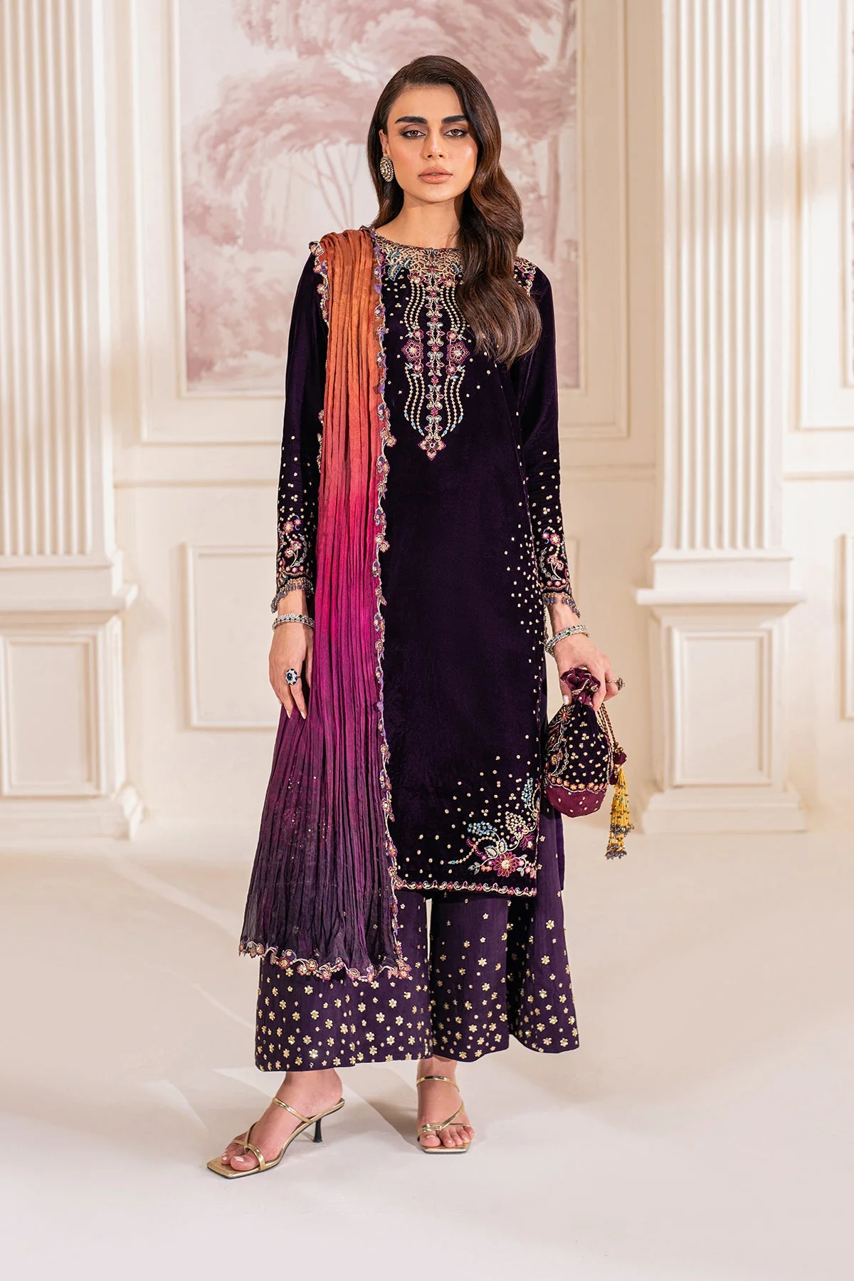 Baroque UF-748 Velvet Collection 2025