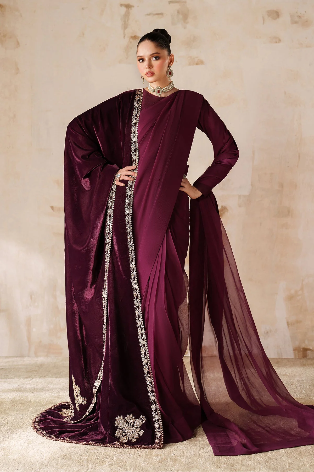 Baroque VS-60 Velvet Shawl 2025