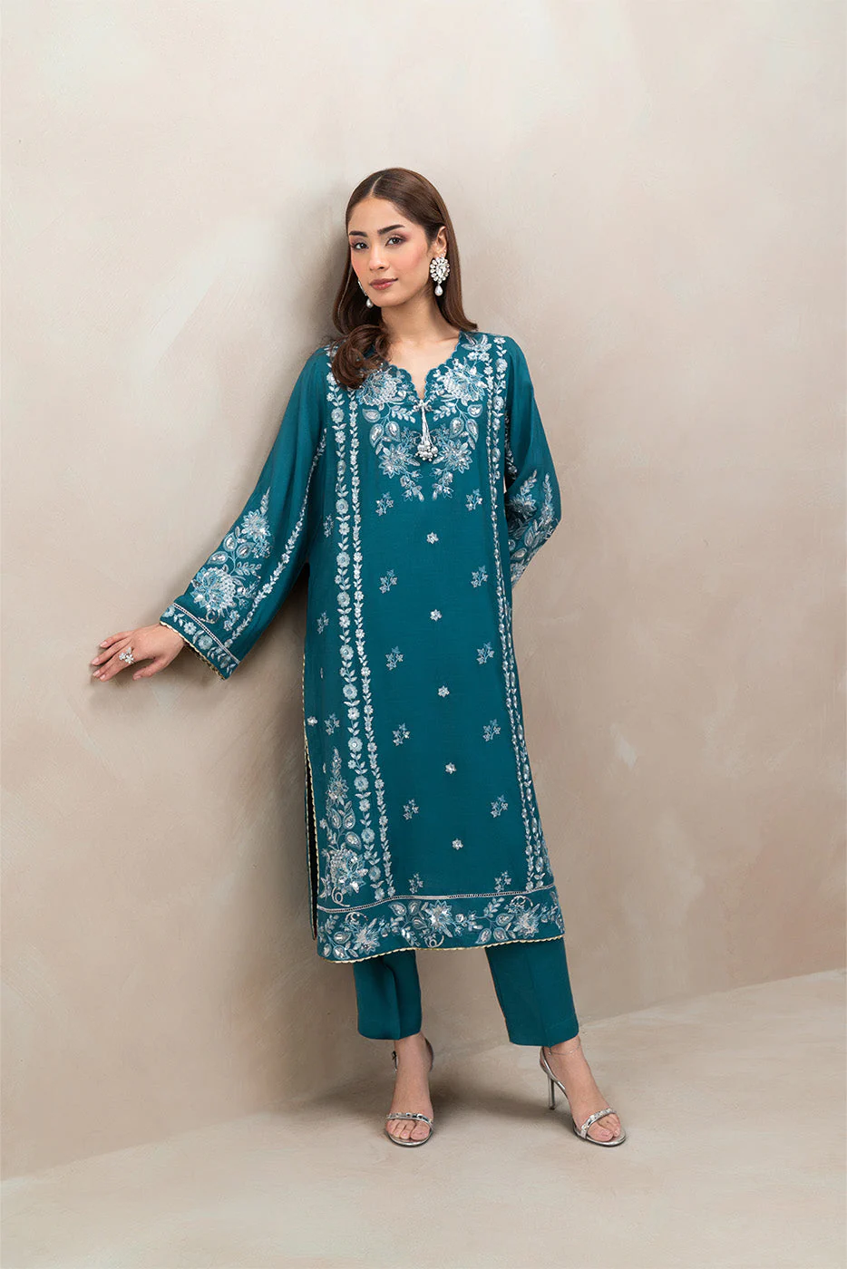 Beechtree BT2240001LP2503-D Lagoon Eid Luxury Pret 2025