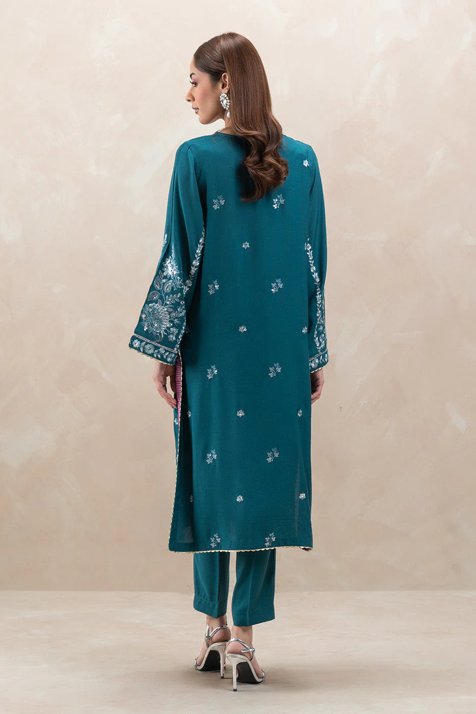 Beechtree BT2240001LP2503-D Lagoon Eid Luxury Pret 2025 - Image 2
