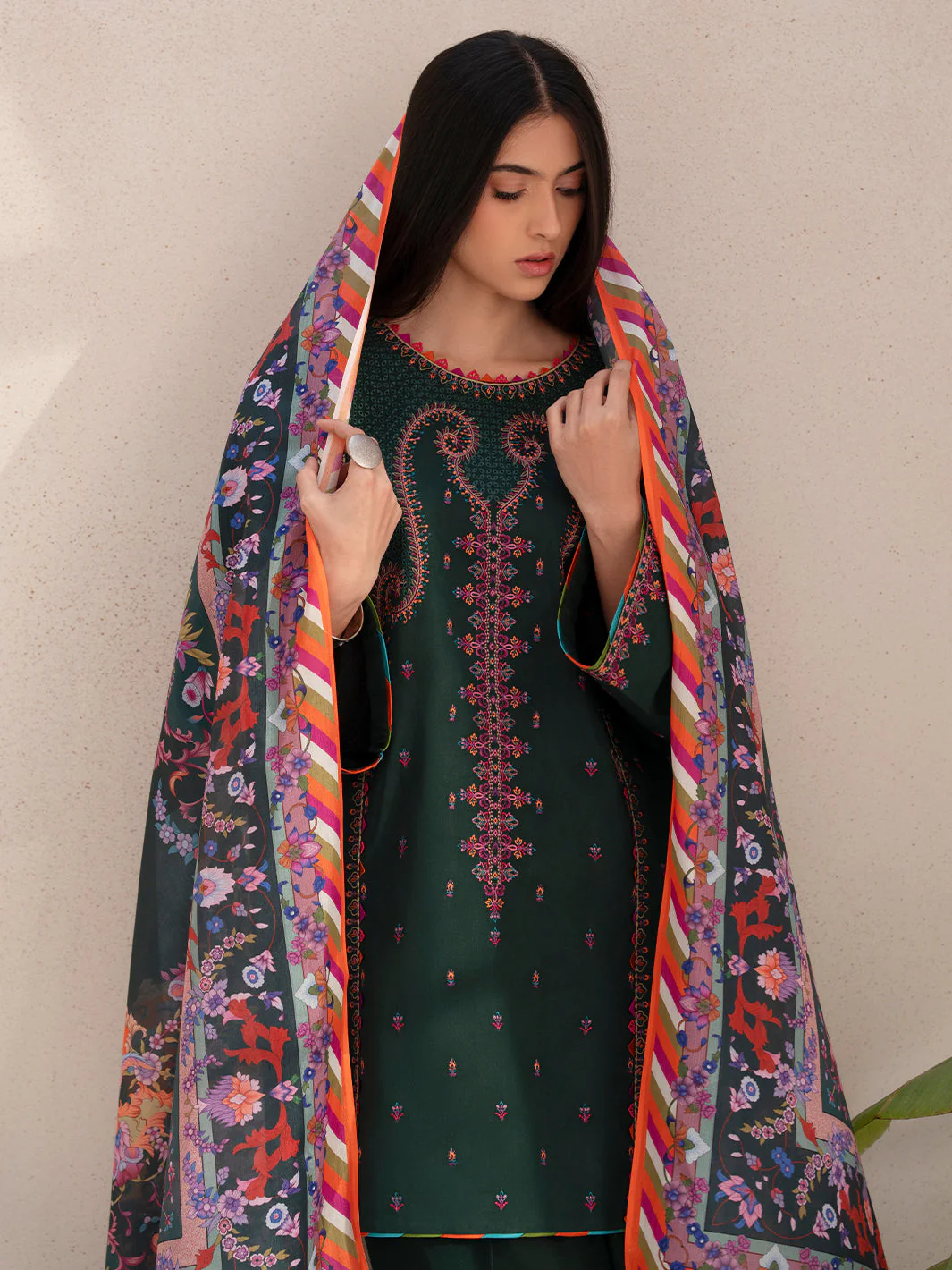 Binilyas 82 - B Aaina Summer Edit 2025 - Image 2