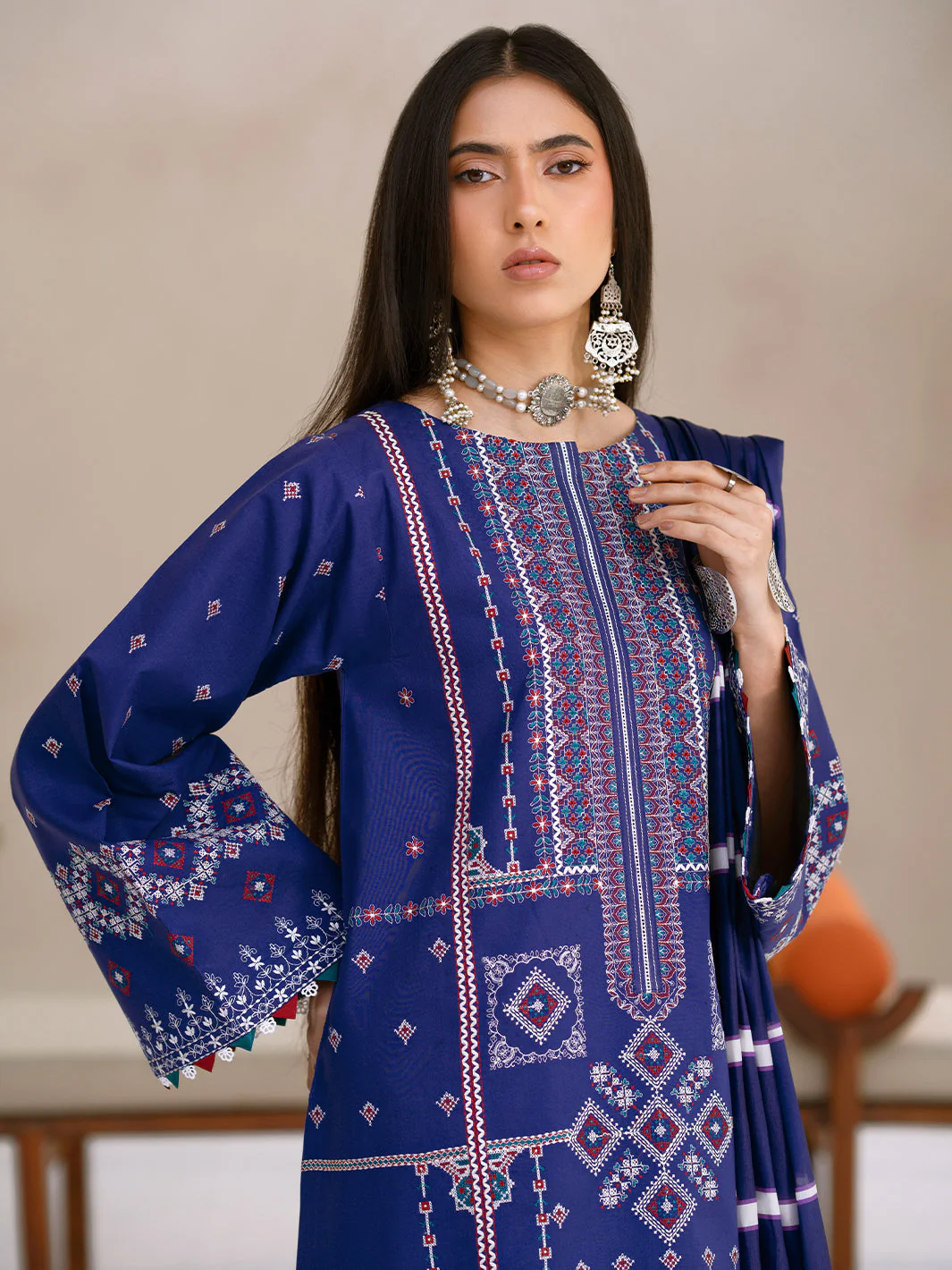 Binilyas 84 - B Aaina Summer Edit 2025 - Image 2