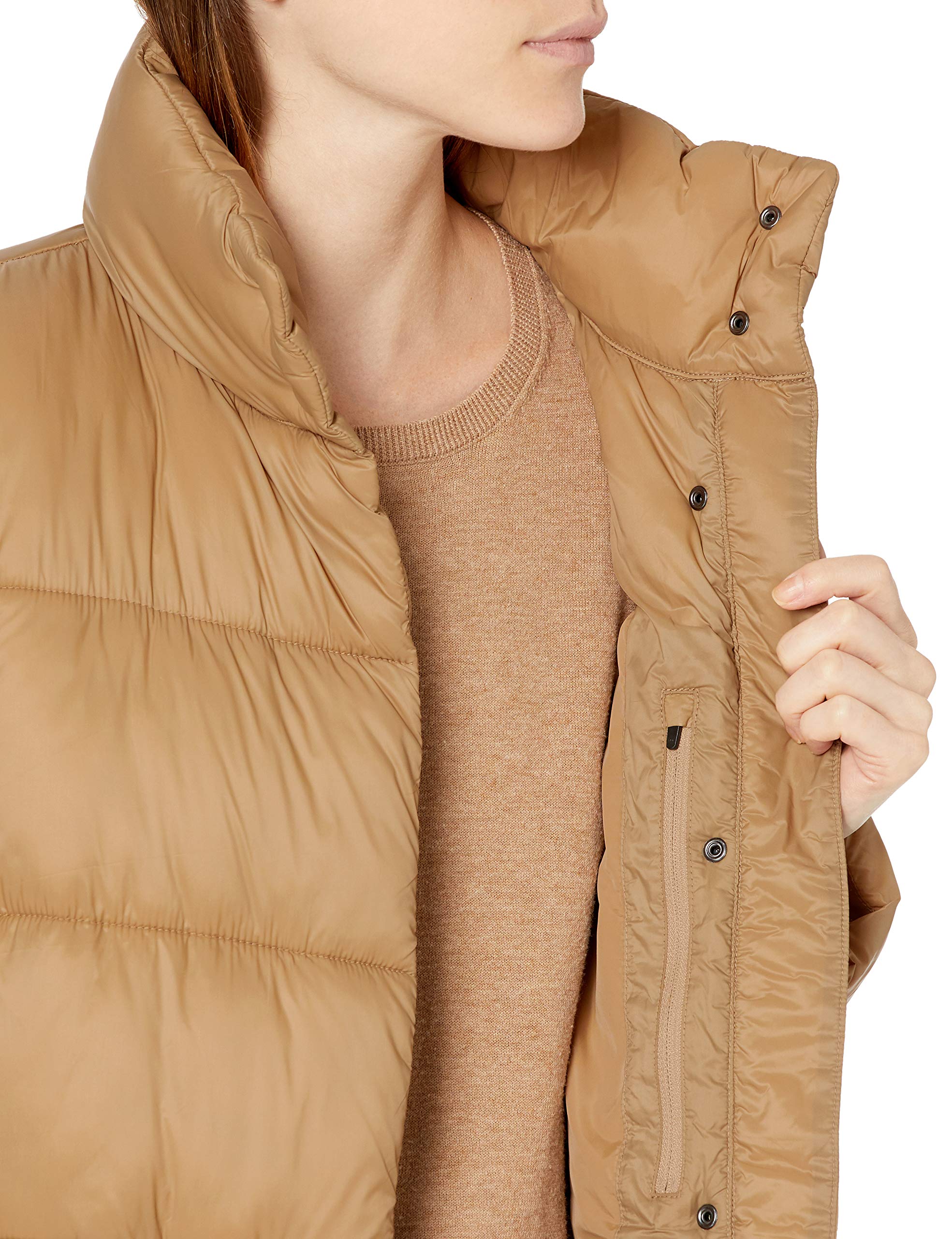 Black Stylish & Warm: Women's Slim Puffer Coat, Water-Resistant - AmEss - Image 3