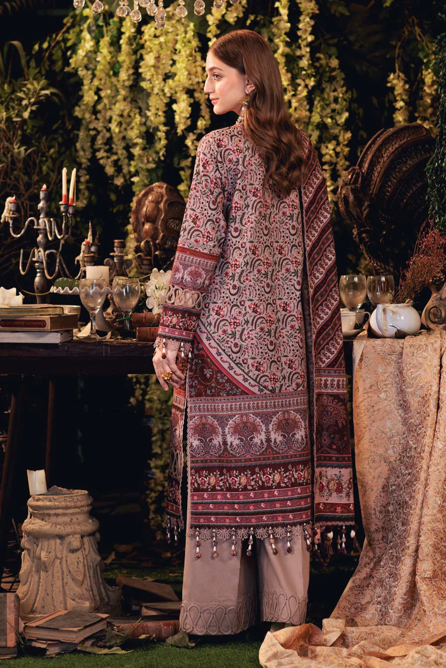 Bonanza Shahdaab Winter Collection 2024 - Image 2