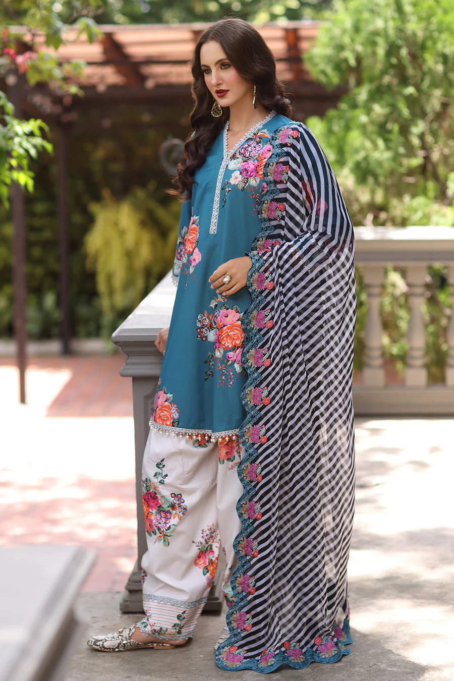 Charizma CH6-11 Online Shopping