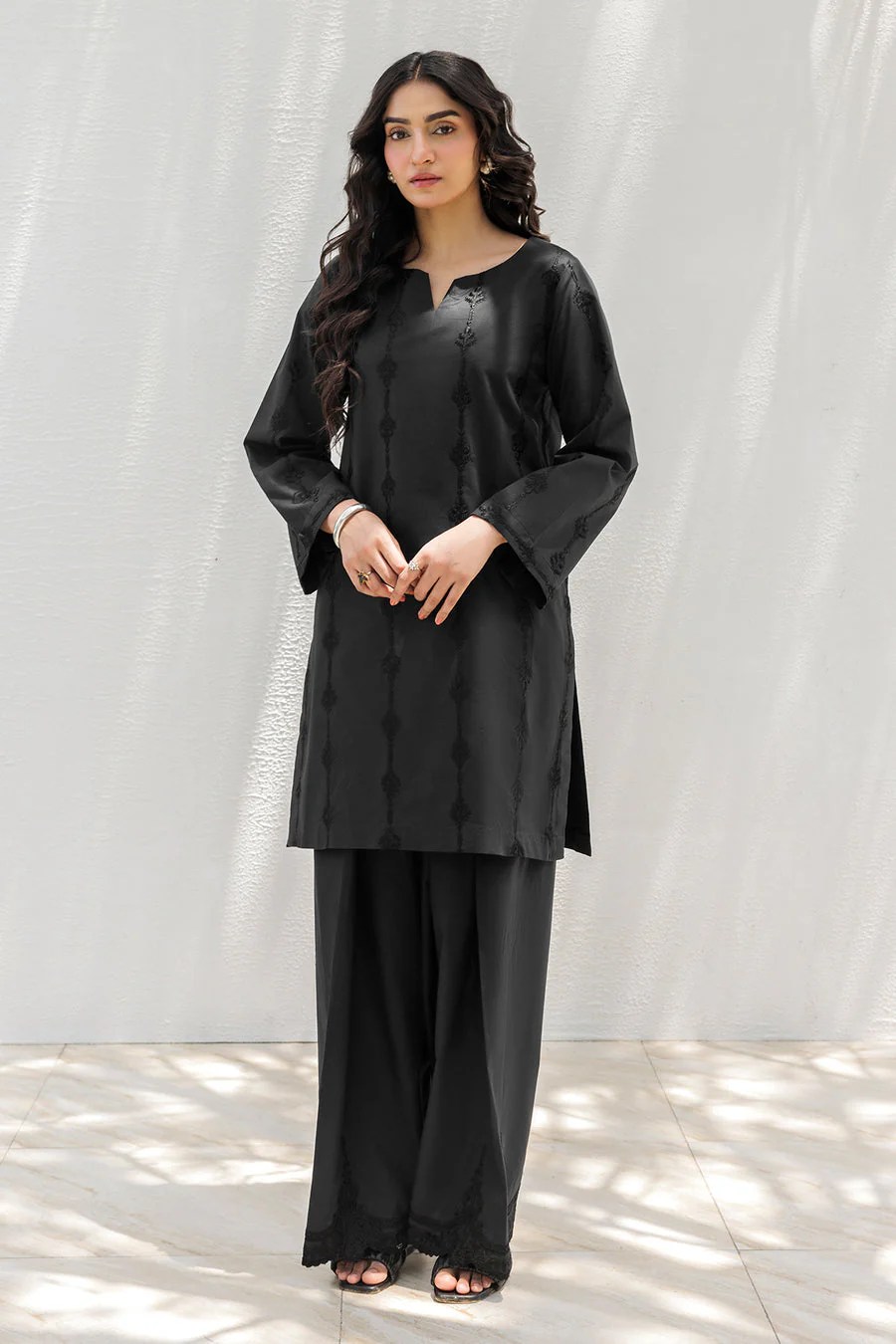 Charizma CNP-5-185 Monochrome Collection 2025