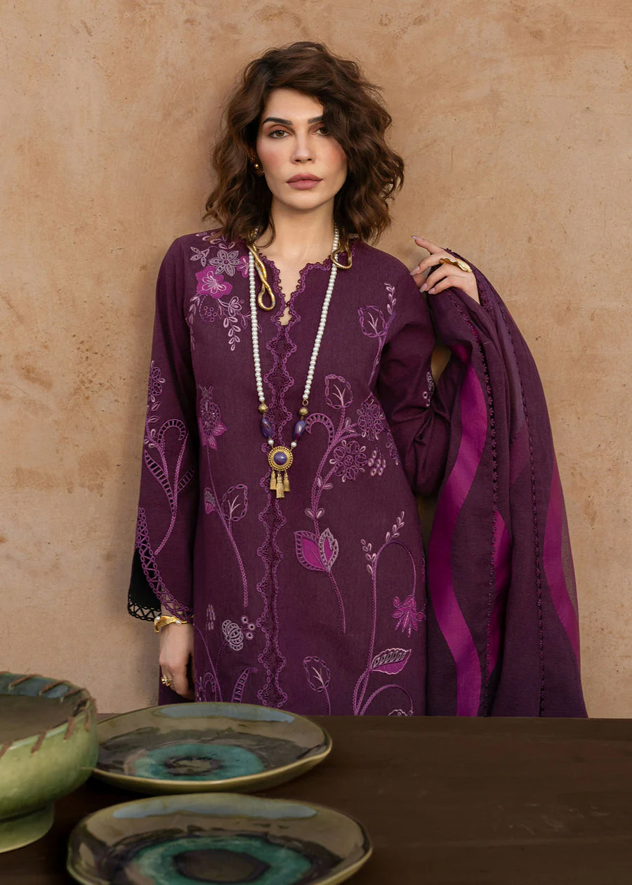 Crimson Choti Memsaab Mitti - Winter Prets 2025 - Image 2