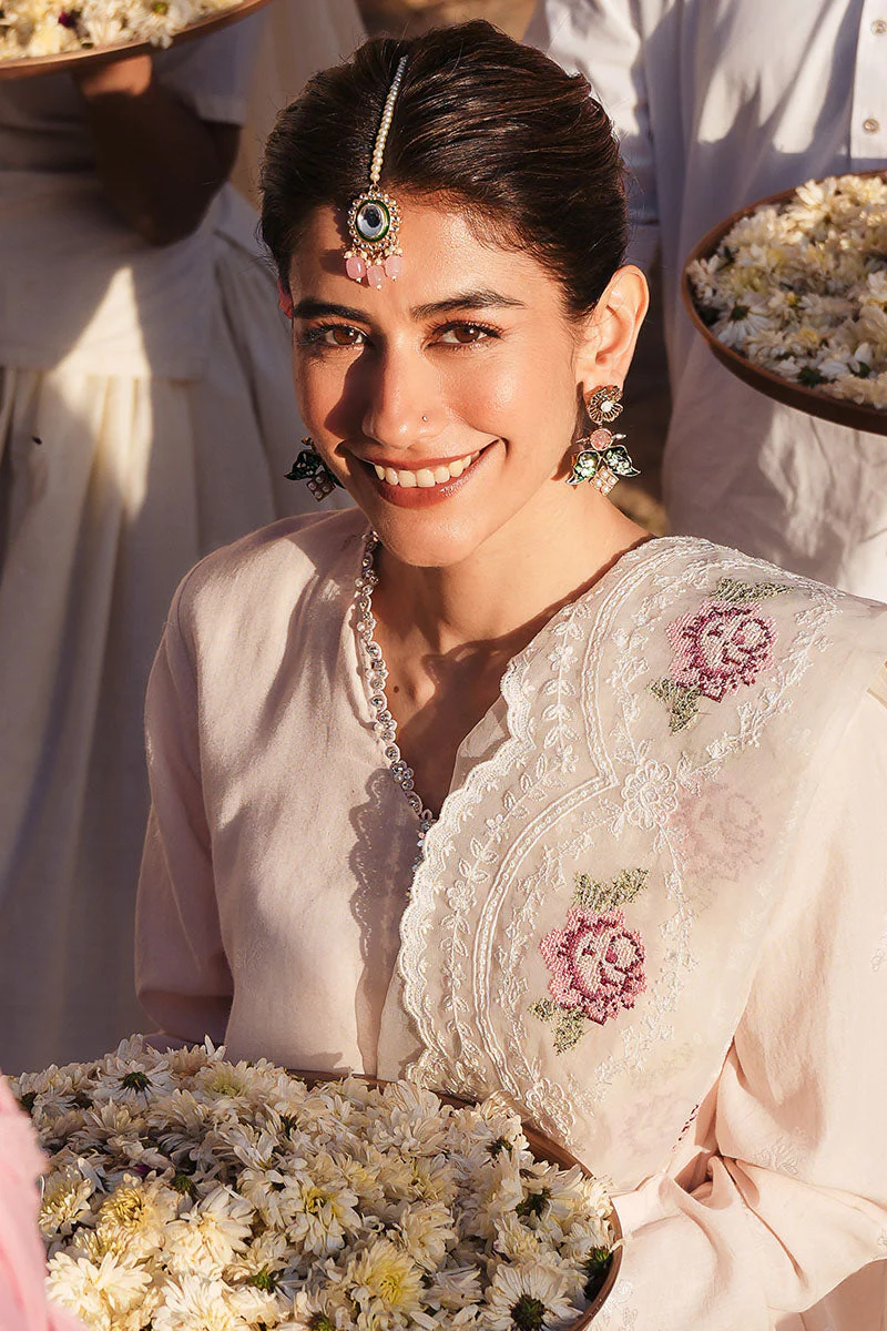 Cross Stitch Pale Pink Eid Lawn Collection 2025 - Image 2