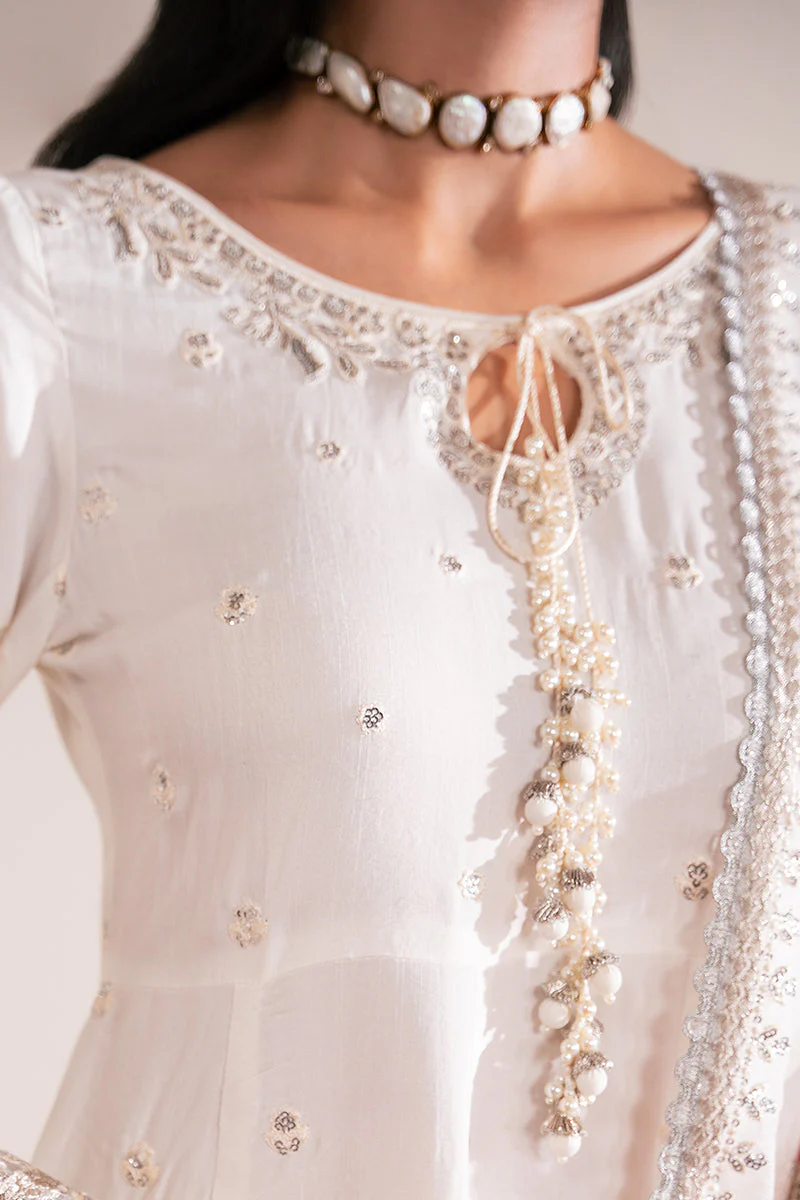 Cross Stitch Pearl Haze Luxe Atelier 2024 - Image 2
