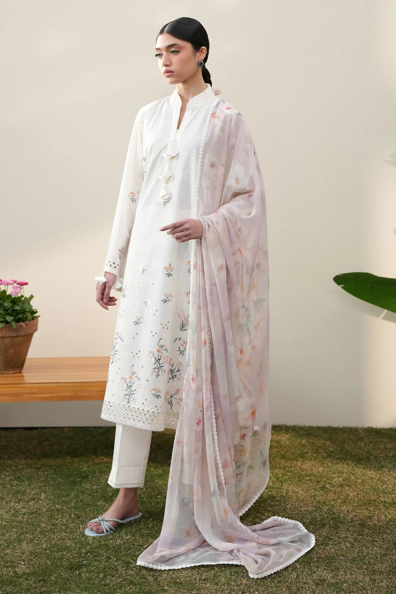 Cross Stitch Pristine Ivory Emb Lawn Mahiri 2026