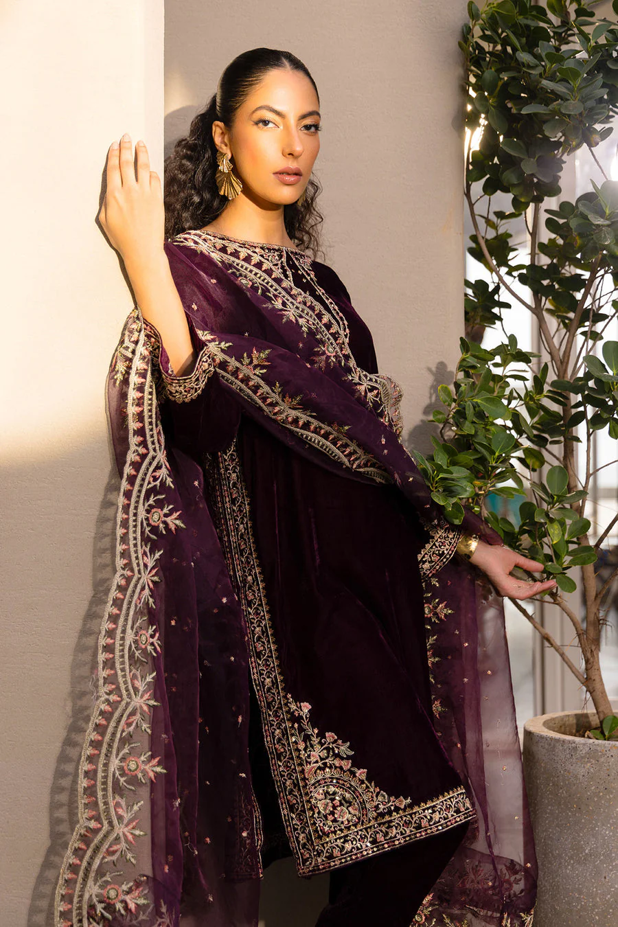 Dhanak FW24DA-2604 Plum Velvet Drop I 2024 - Image 2