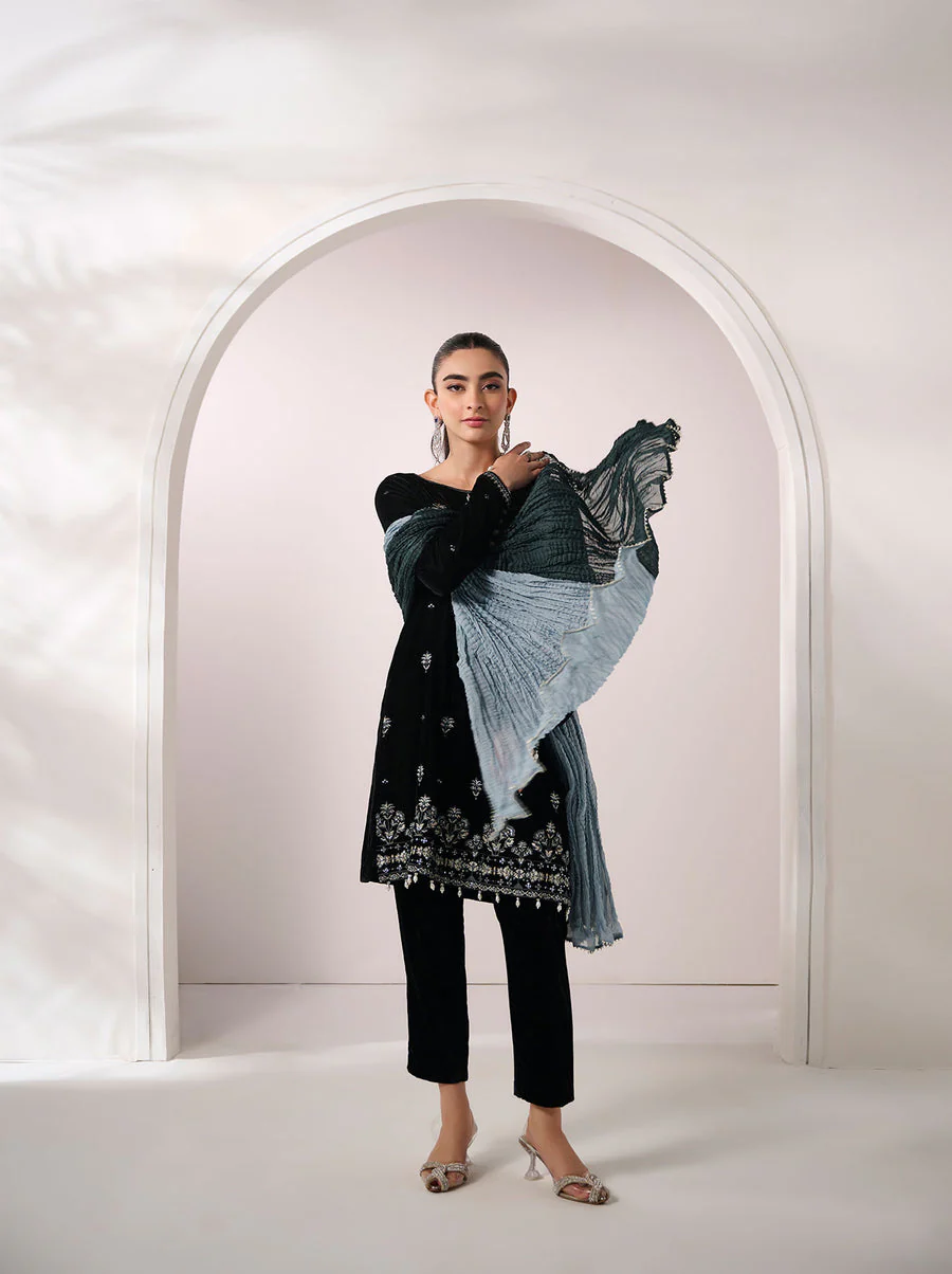 Dhanak FW24DA-2605 Black Velvet Drop I 2024