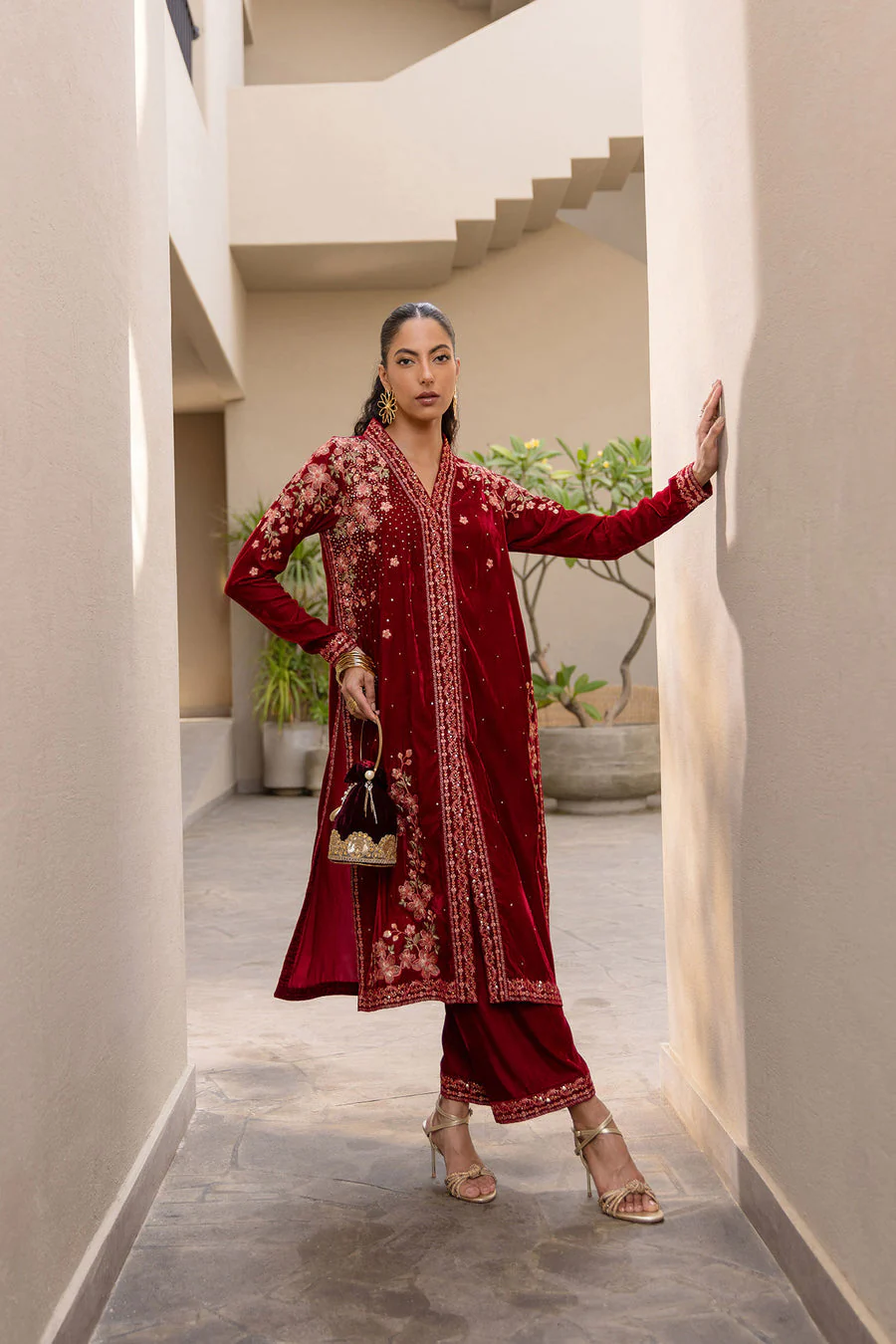 Dhanak FW24DA-2613 Maroon Velvet Drop I 2024