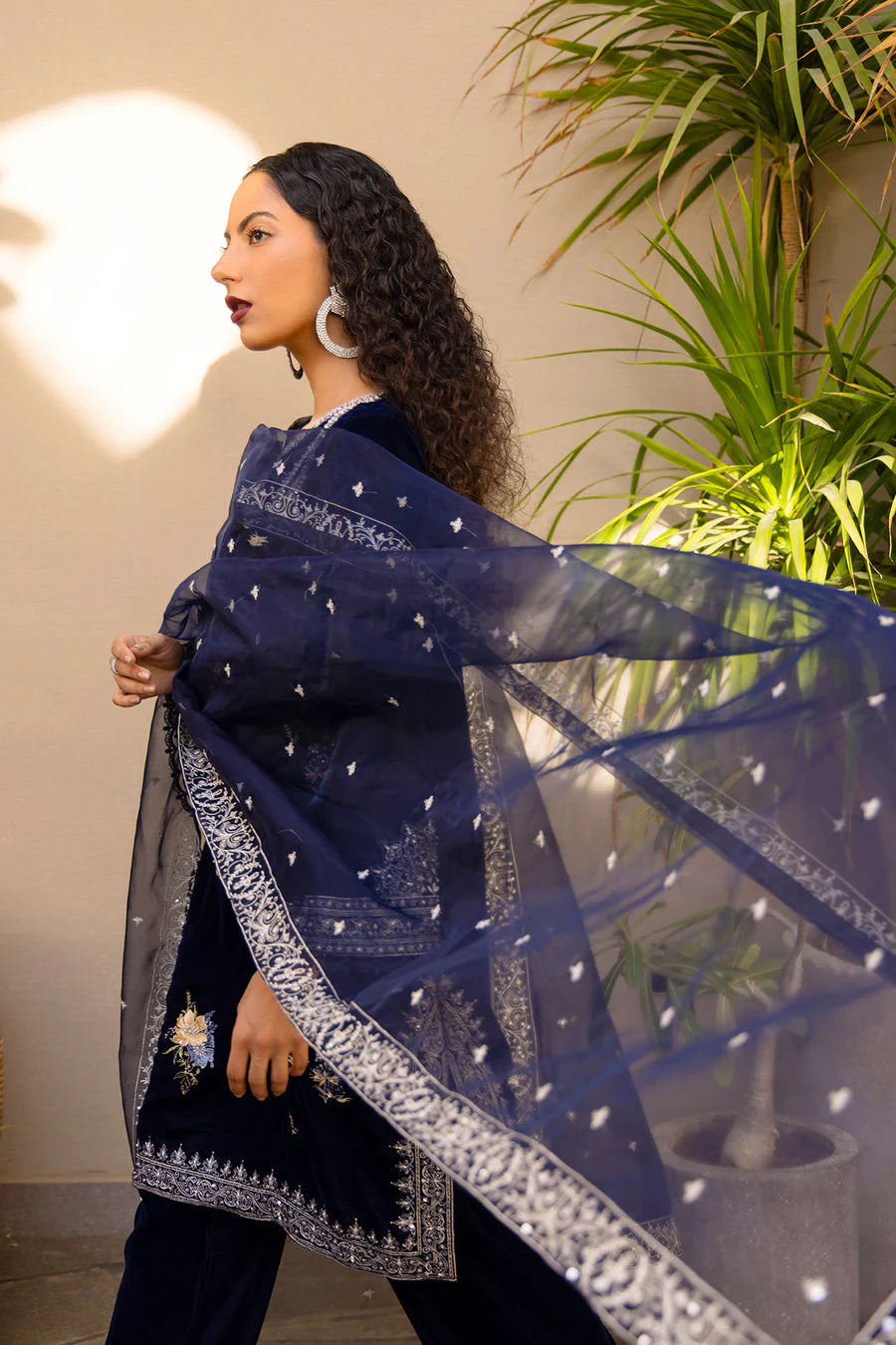 Dhanak FW24DA-2615 Navy Blue Velvet Drop I 2024 - Image 2