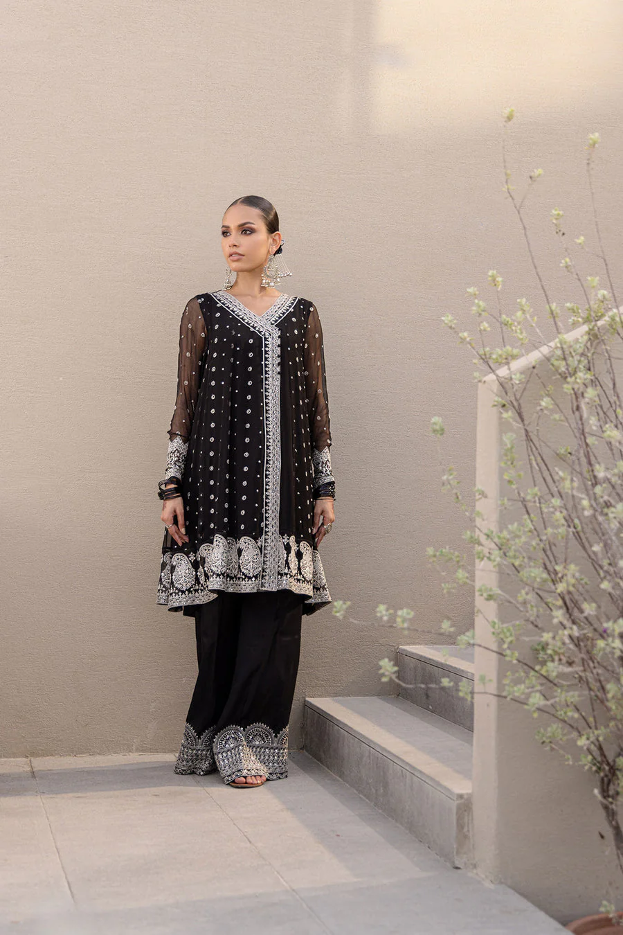 Dhanak FW24DA-2652 Black Signature Collection 2025