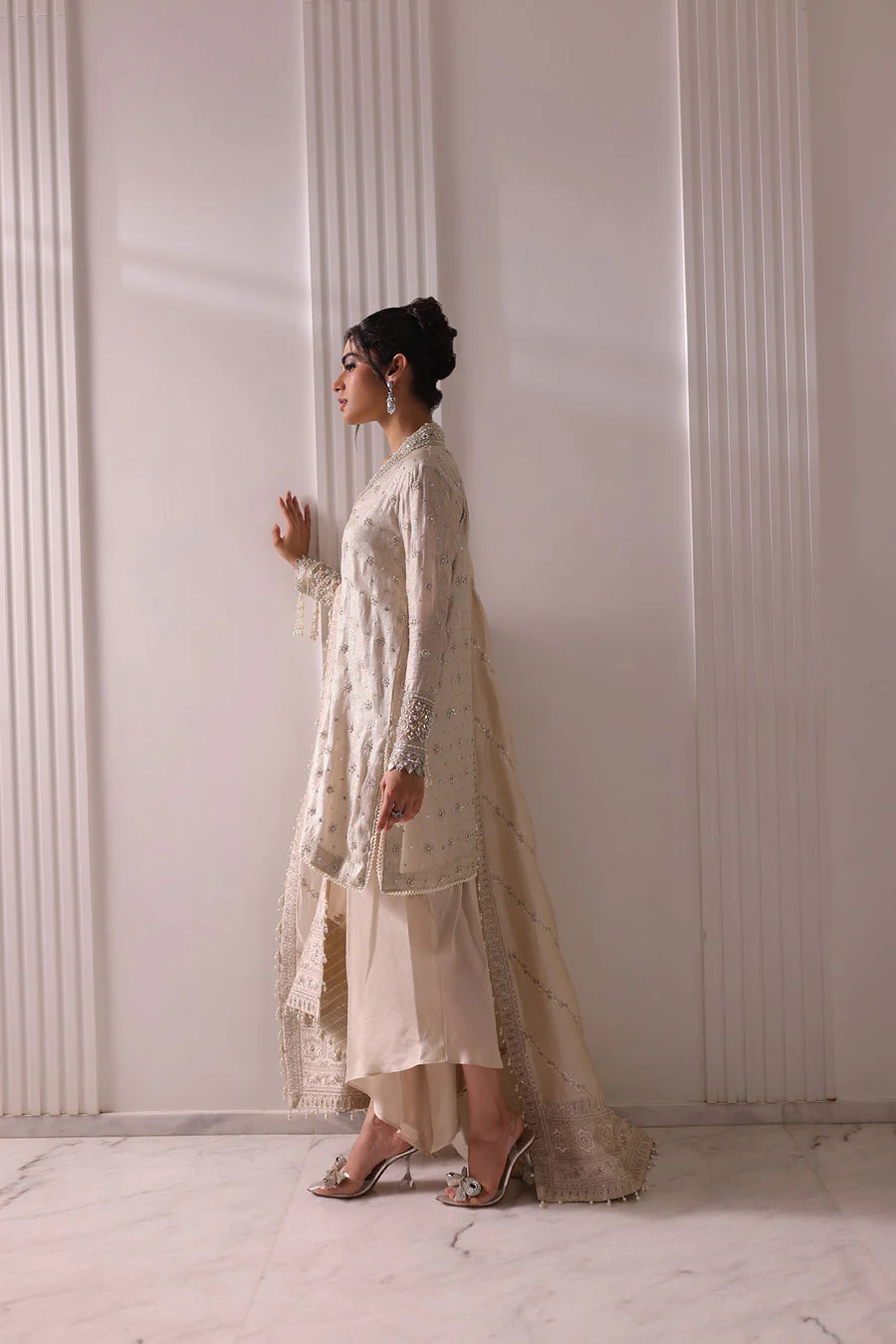 Dhanak Sierra:  SS24HF-3018 OFF WHITE  Couture 2026 - Image 2