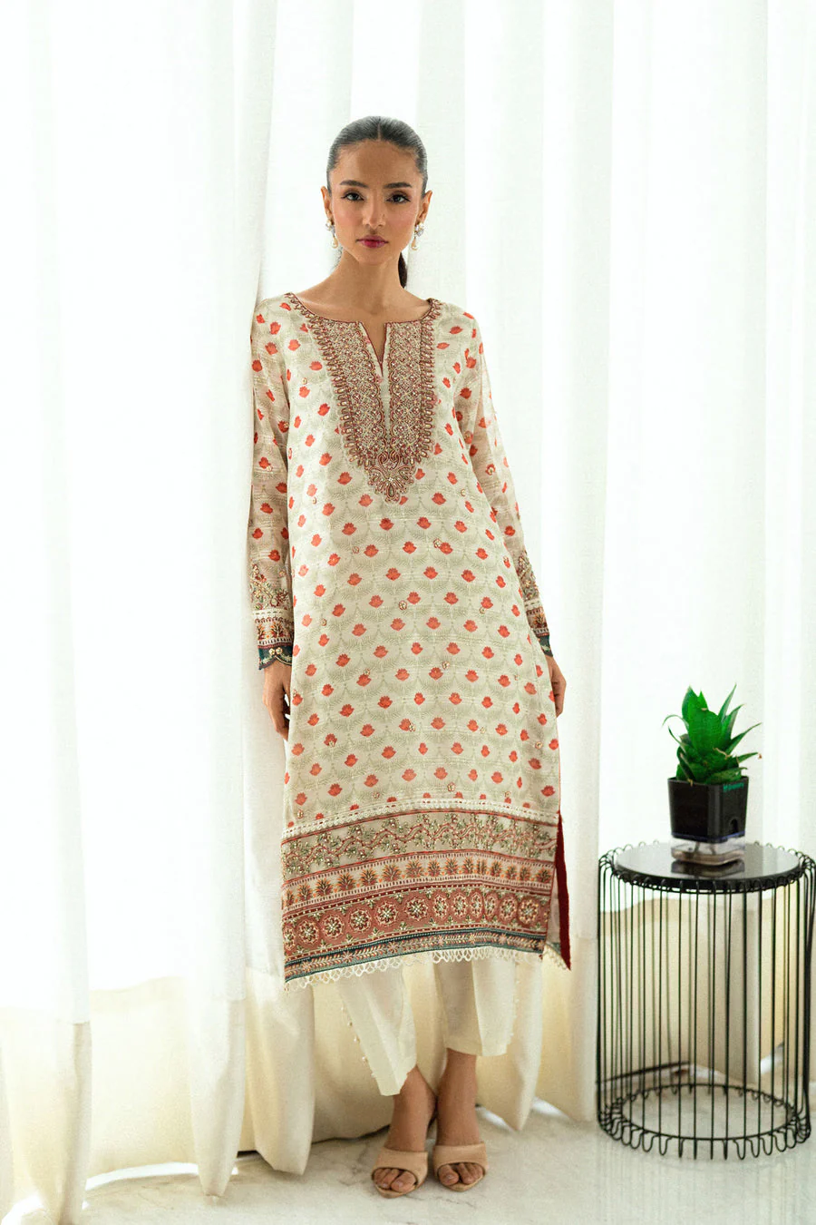 Dhanak SS25DA-2685 Cream Signature Pret Vol-II 2025