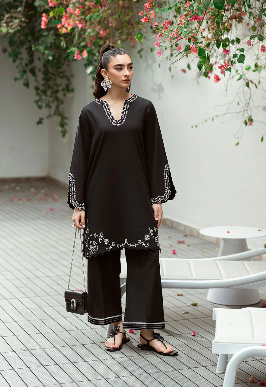 Dhanak SS25DC-2575 Black  Solids Edit 2025