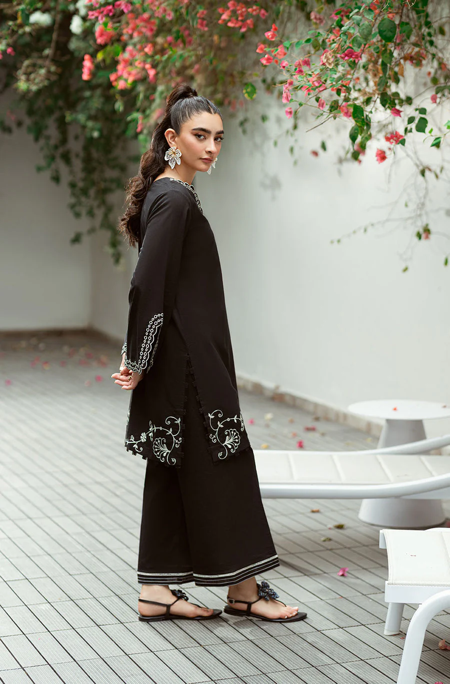 Dhanak SS25DC-2575 Black  Solids Edit 2025 - Image 2