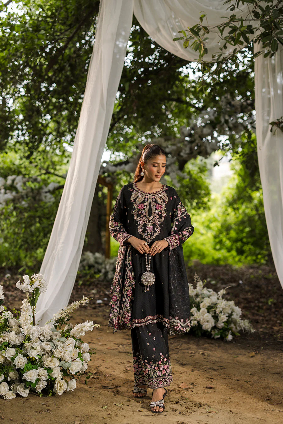 Dhanak SS25DU-3209 BLACK  Jardin Festive Collection 2026 - Image 2