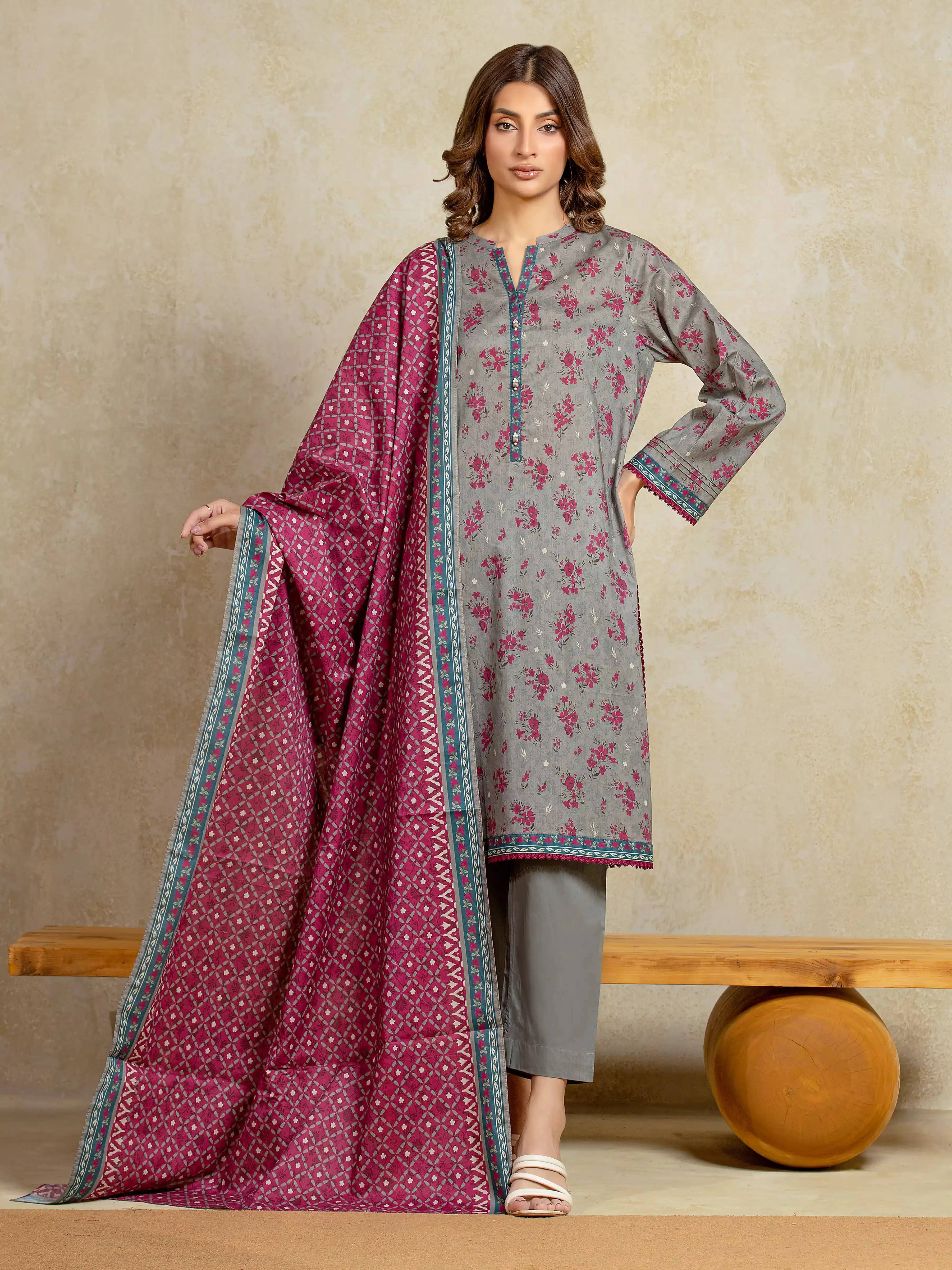 Edenrobe  EWU5A3-35911-3P Winter Collection 2025