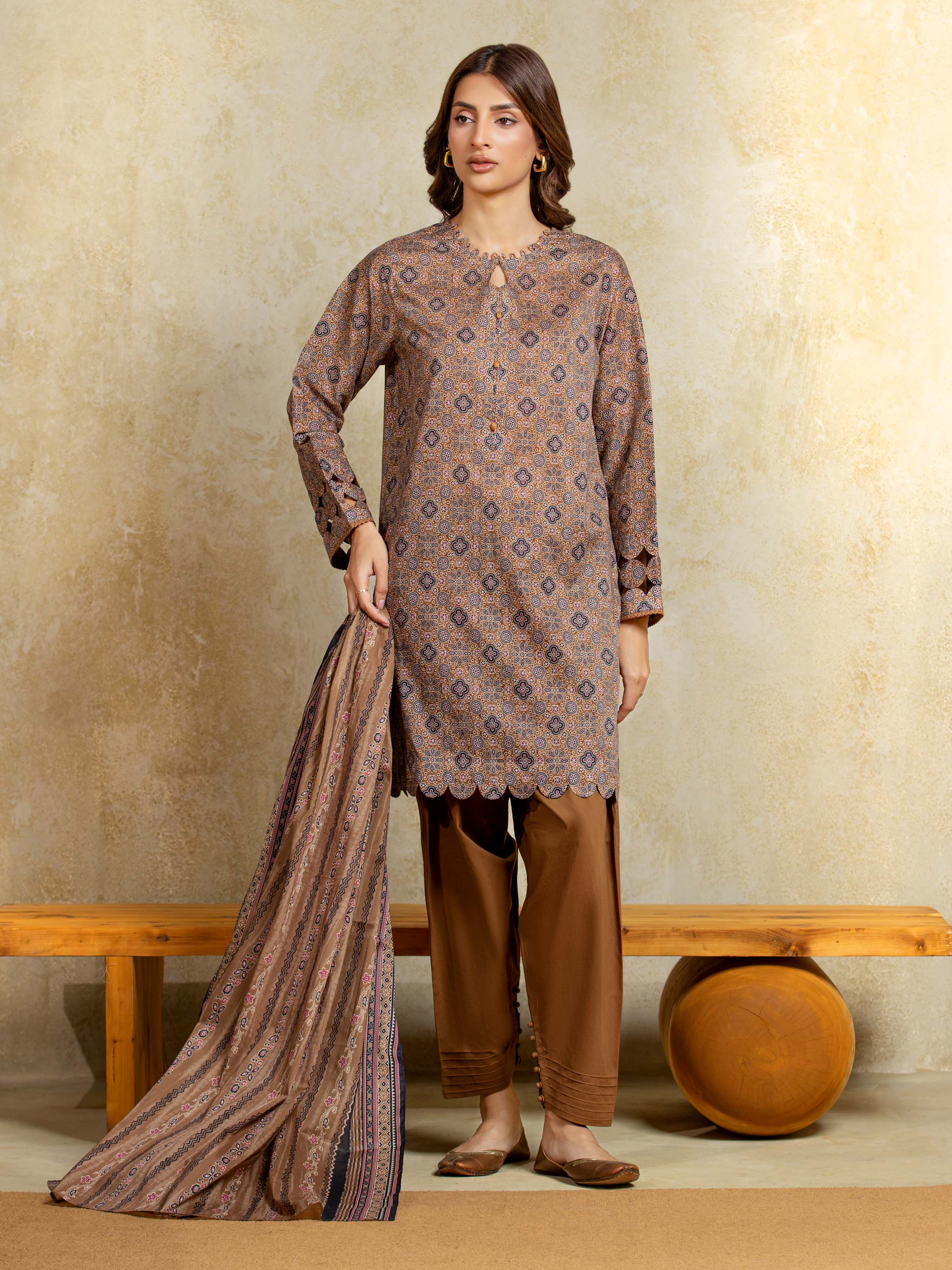 Edenrobe EWU5A3-35919-3P Winter Collection 0