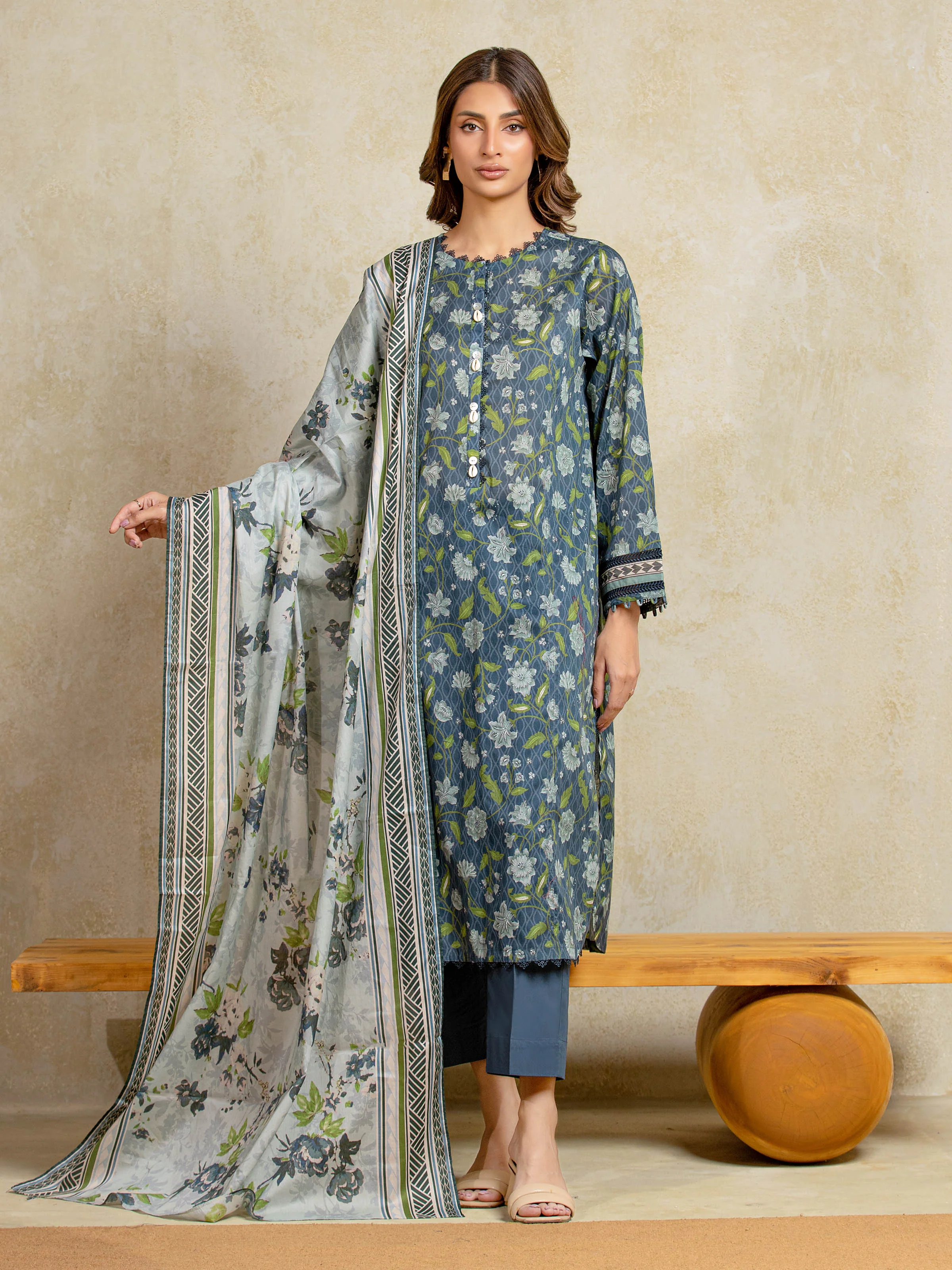Edenrobe EWU5A3-35932-3P Winter Collection 0