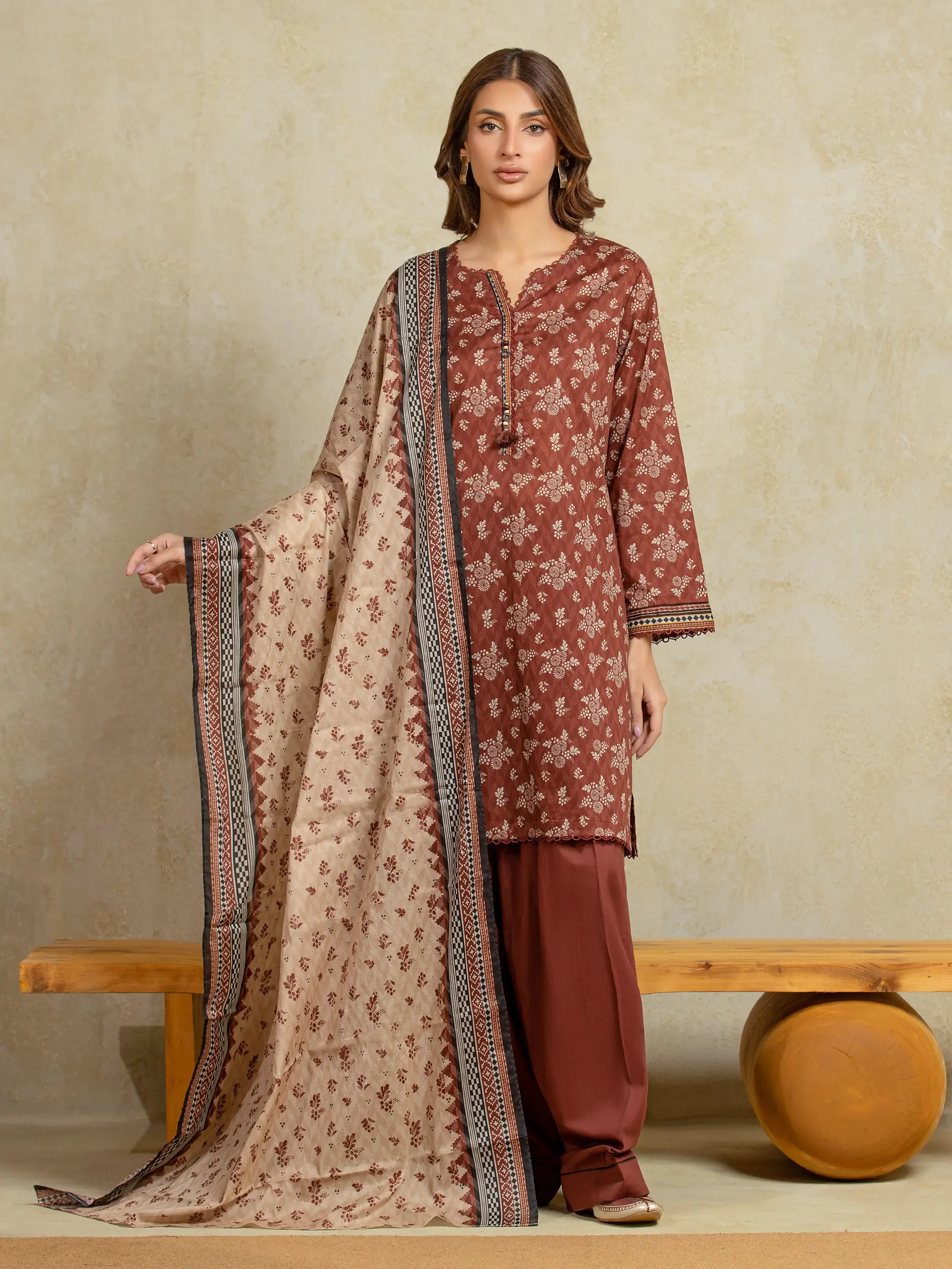 Edenrobe EWU5A3-35936-3P Winter Collection 2025