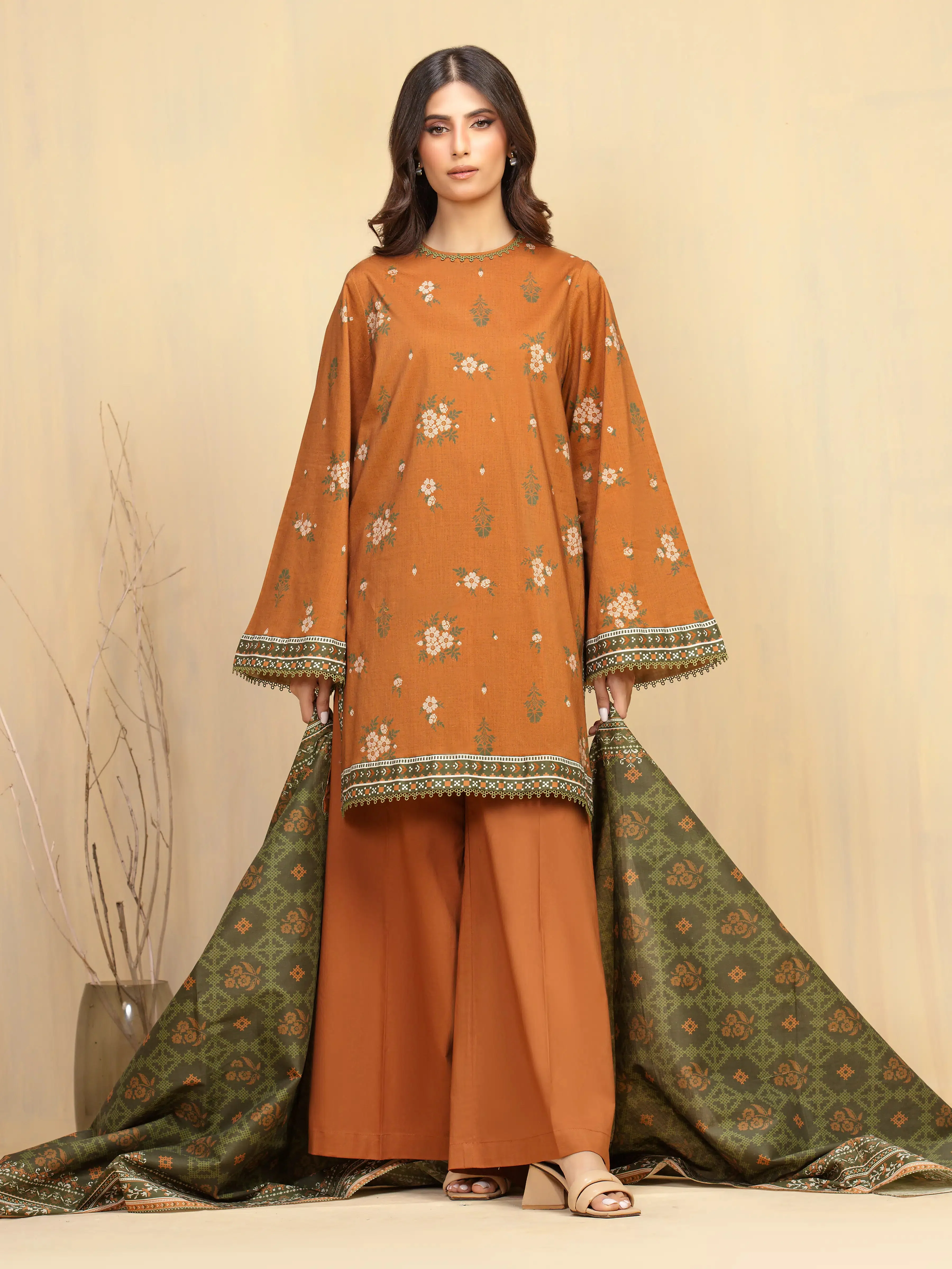 Edenrobe  EWU5A3-36010-3P Winter Collection 2025