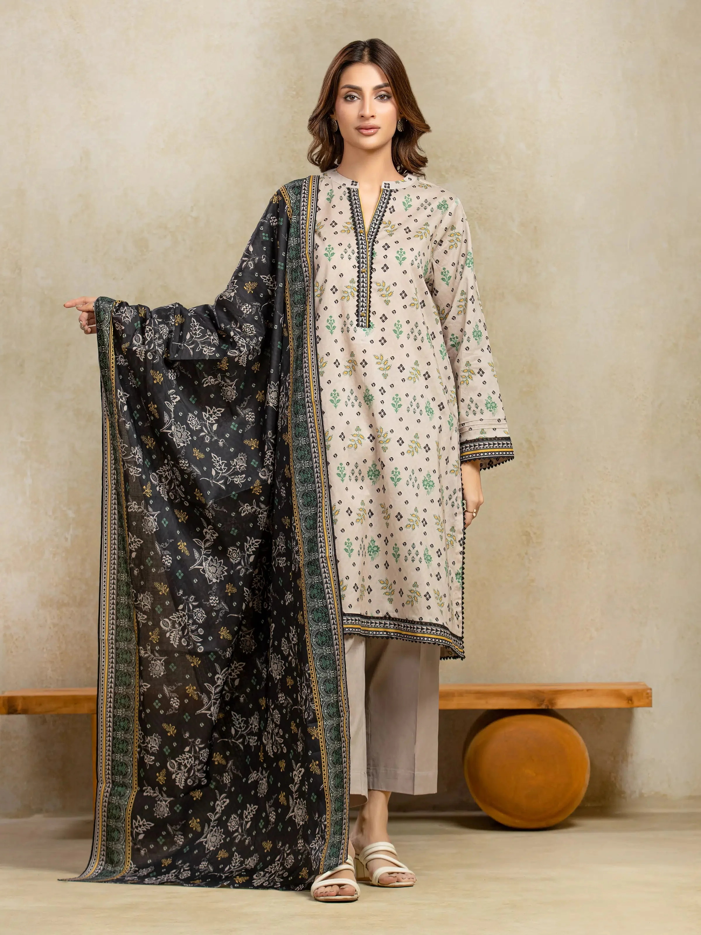 Edenrobe  EWU5A3-36014-3P Winter Collection 2025