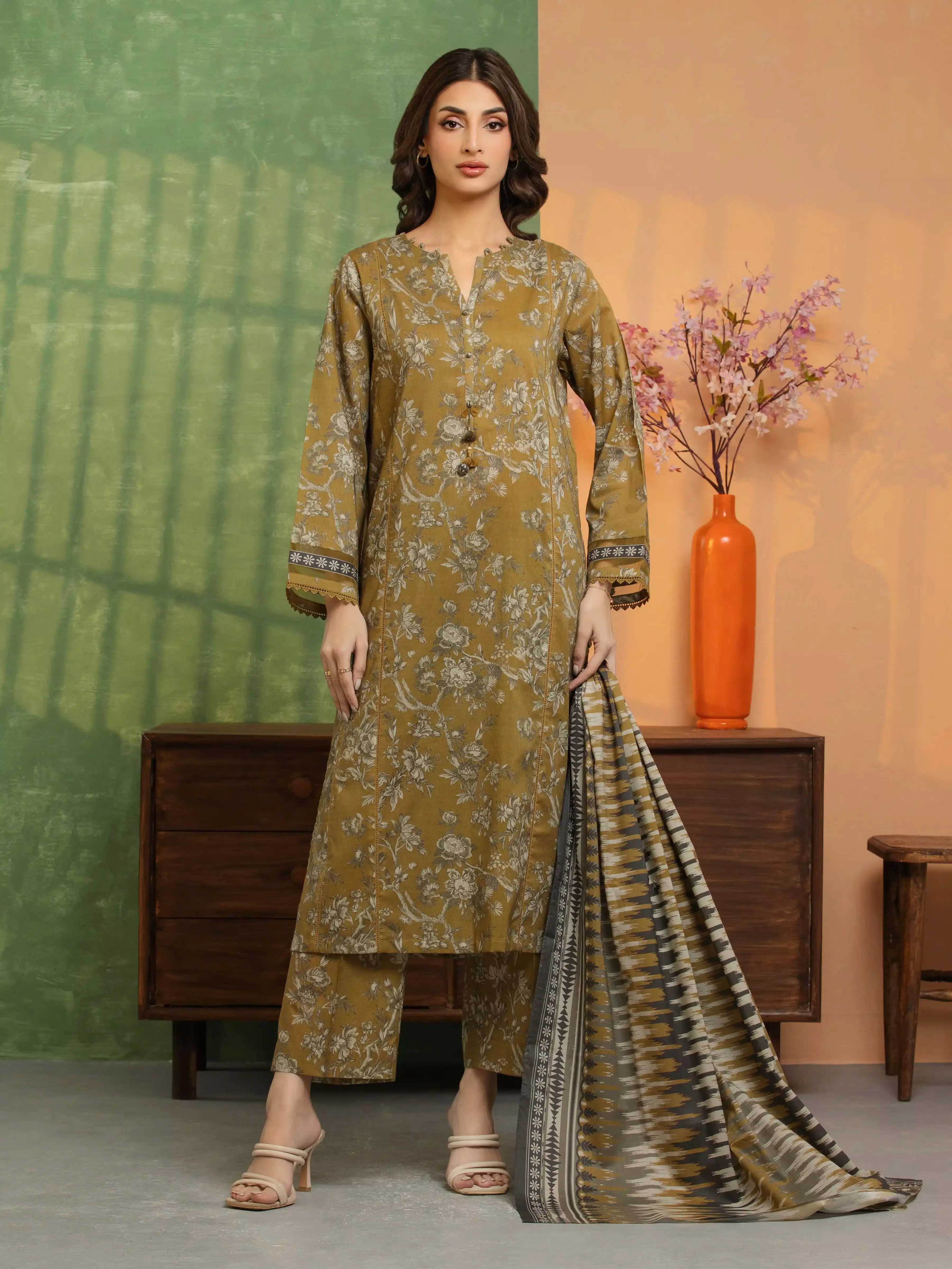 Edenrobe  EWU5A3-36109-3P Winter Collection 2025