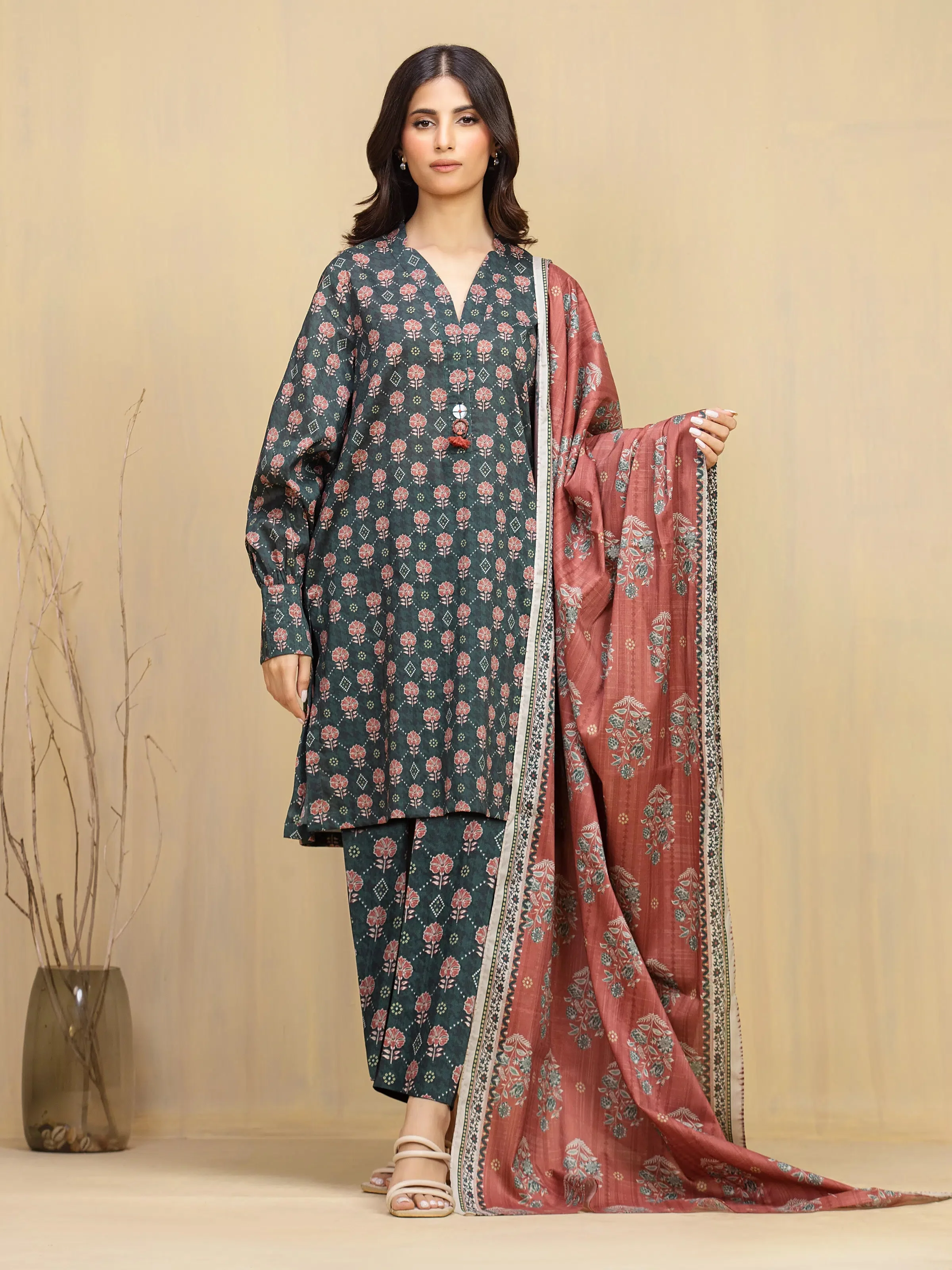Edenrobe EWU5A3-36121-3P Winter Collection 0