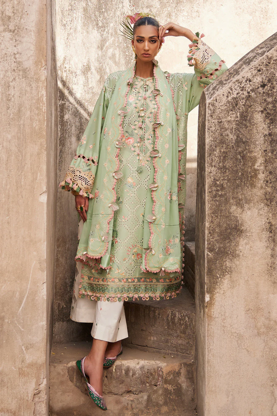 Elan Alara (EL25-12 A) Lawn 2025