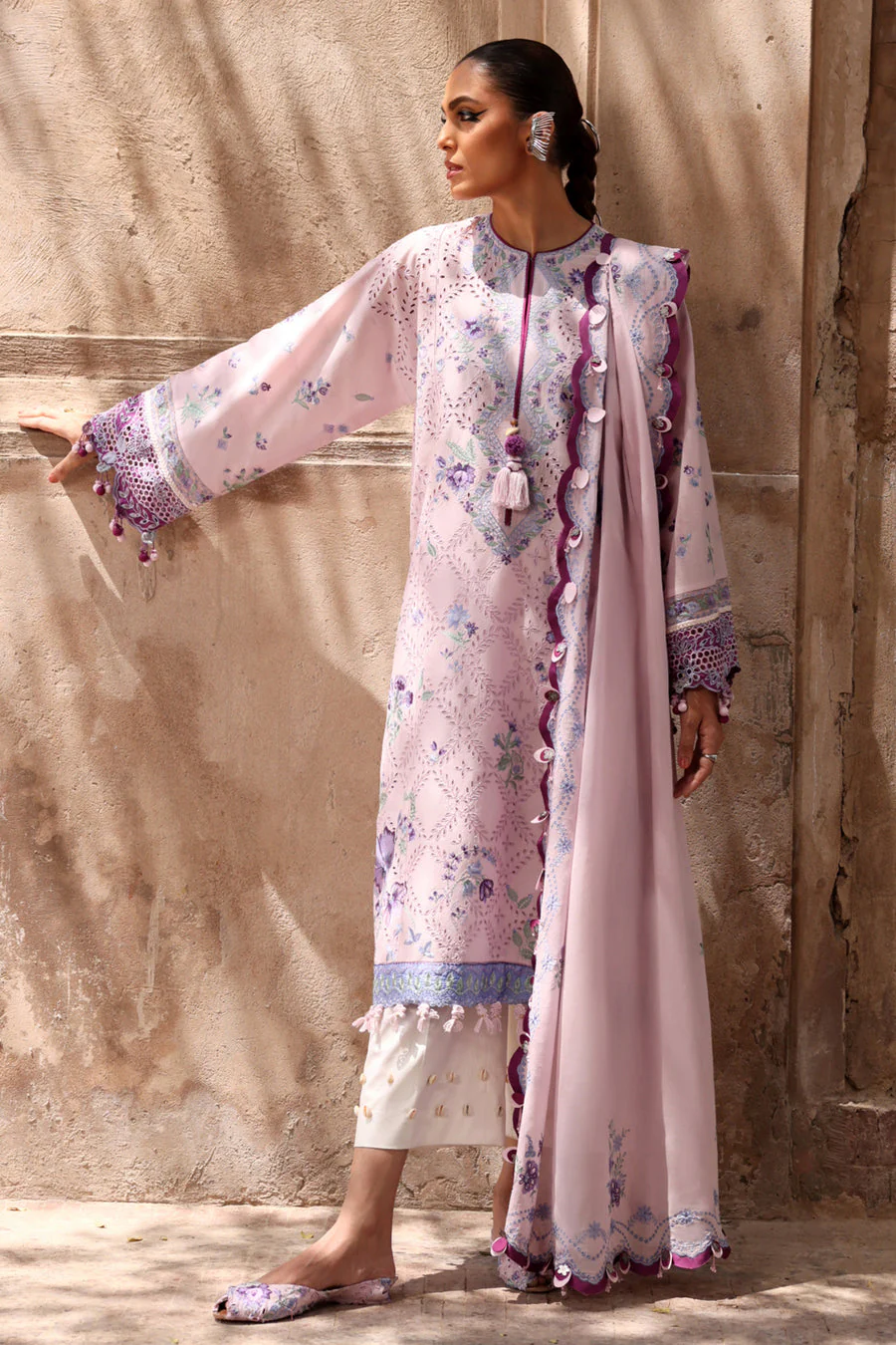 Elan Alara (El25-12 B) Summer Lawn 2025