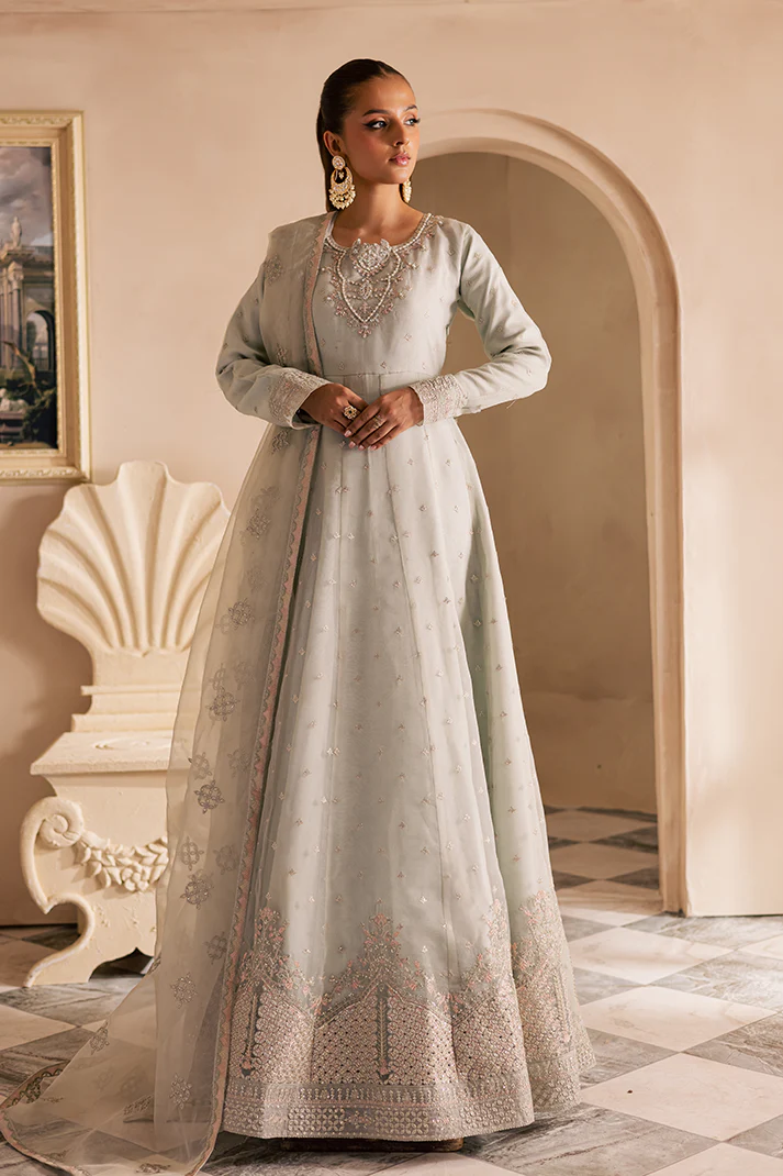 Emaan Adeel Firoozeh Celine Pret 2025 - Image 2