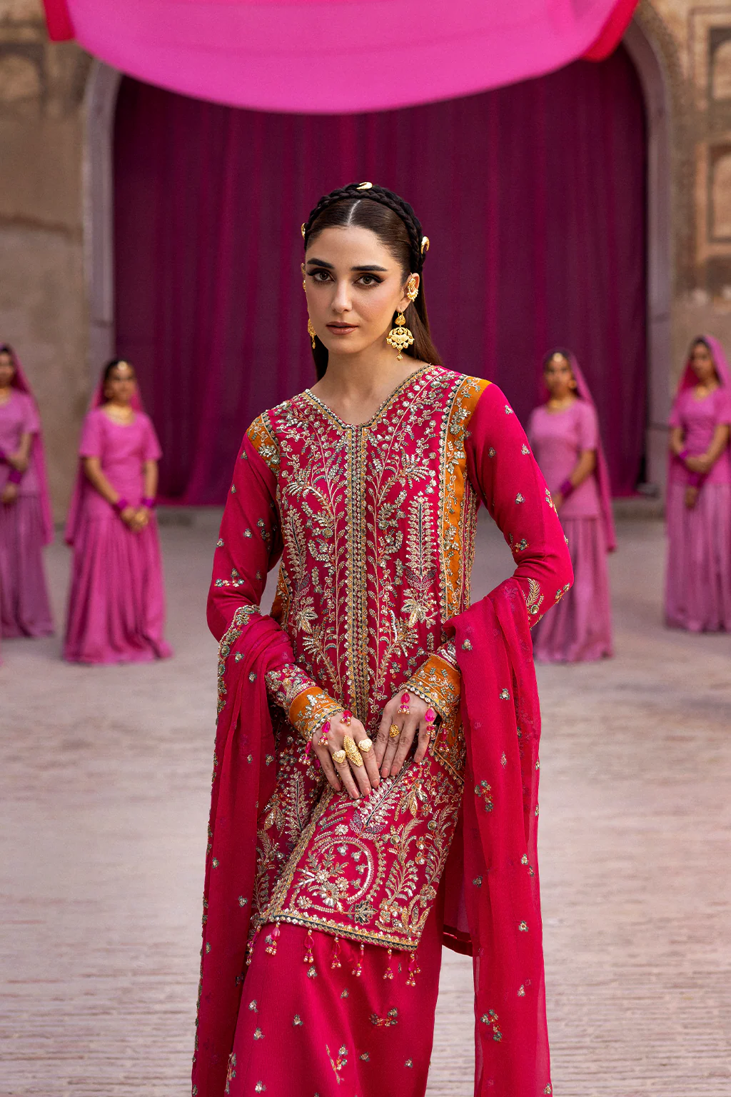 Emaan Adeel Maelissa The Empress Wedding Formals 2025 - Image 2