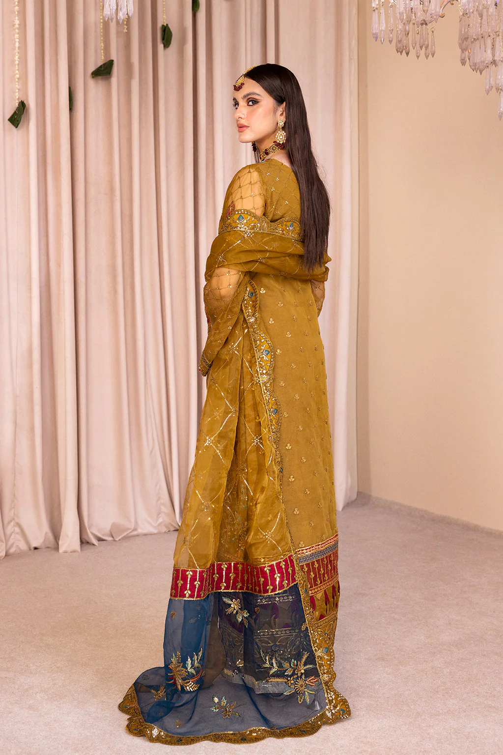 Emaan Adeel RM-09 Misha Romansiyyah Luxury Formals 2024 - Image 2