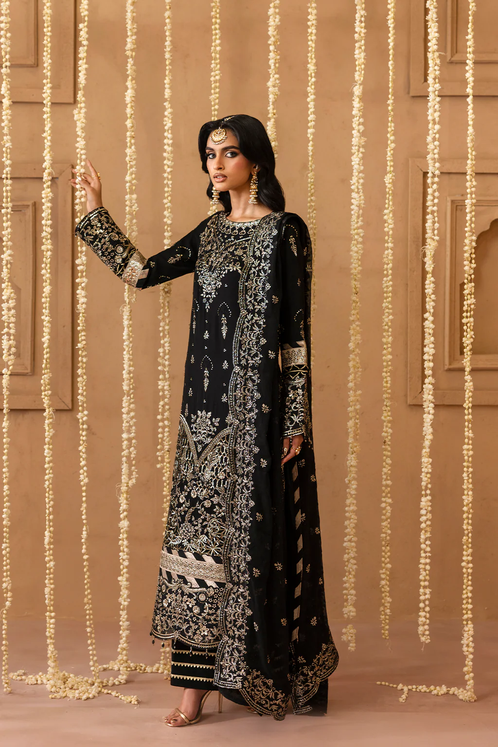 Emaan Adeel Sahar Sheherzadi 2025 - Image 2