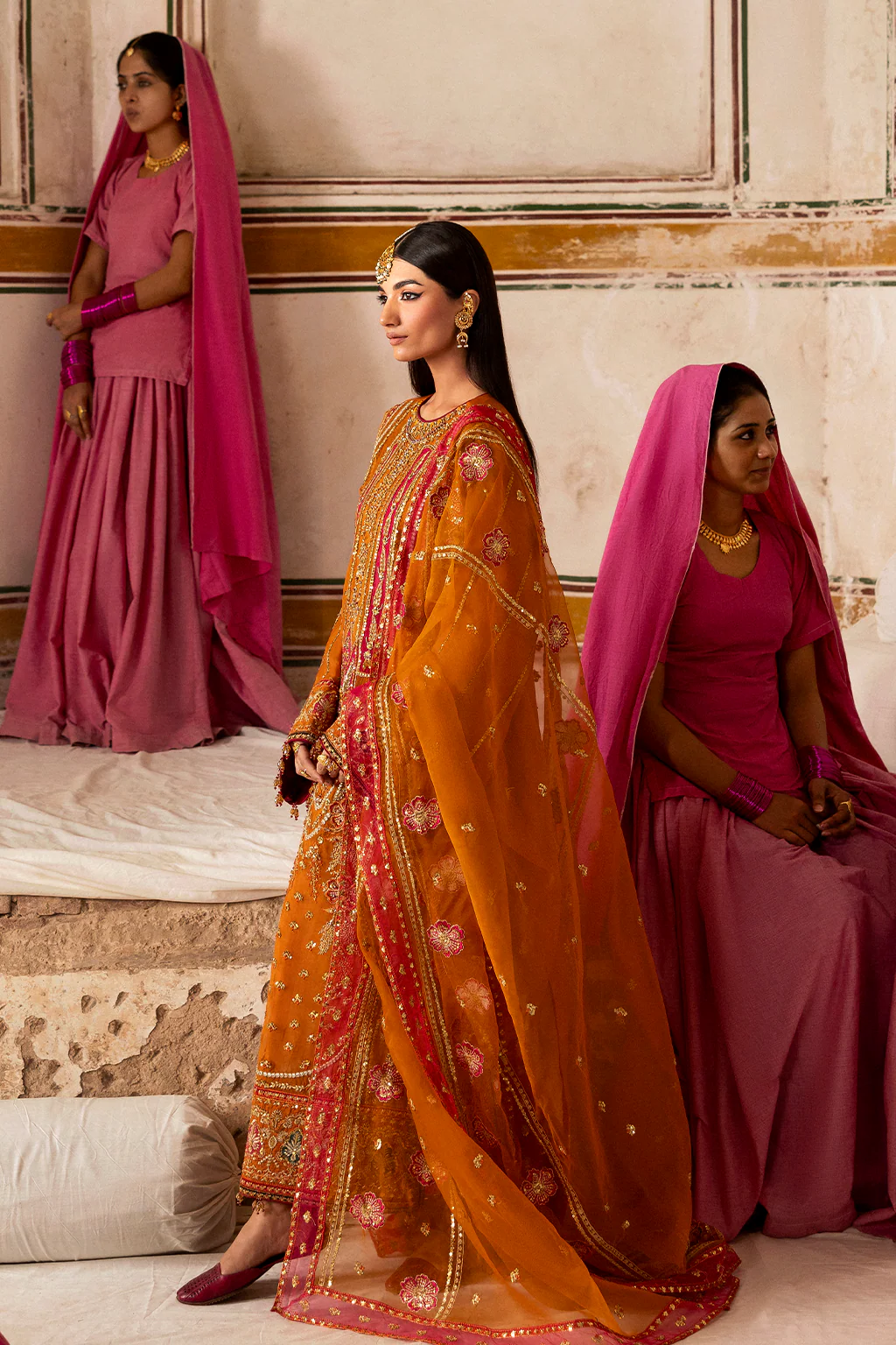 Emaan Adeel Solmira The Empress Wedding Formals 2025 - Image 2